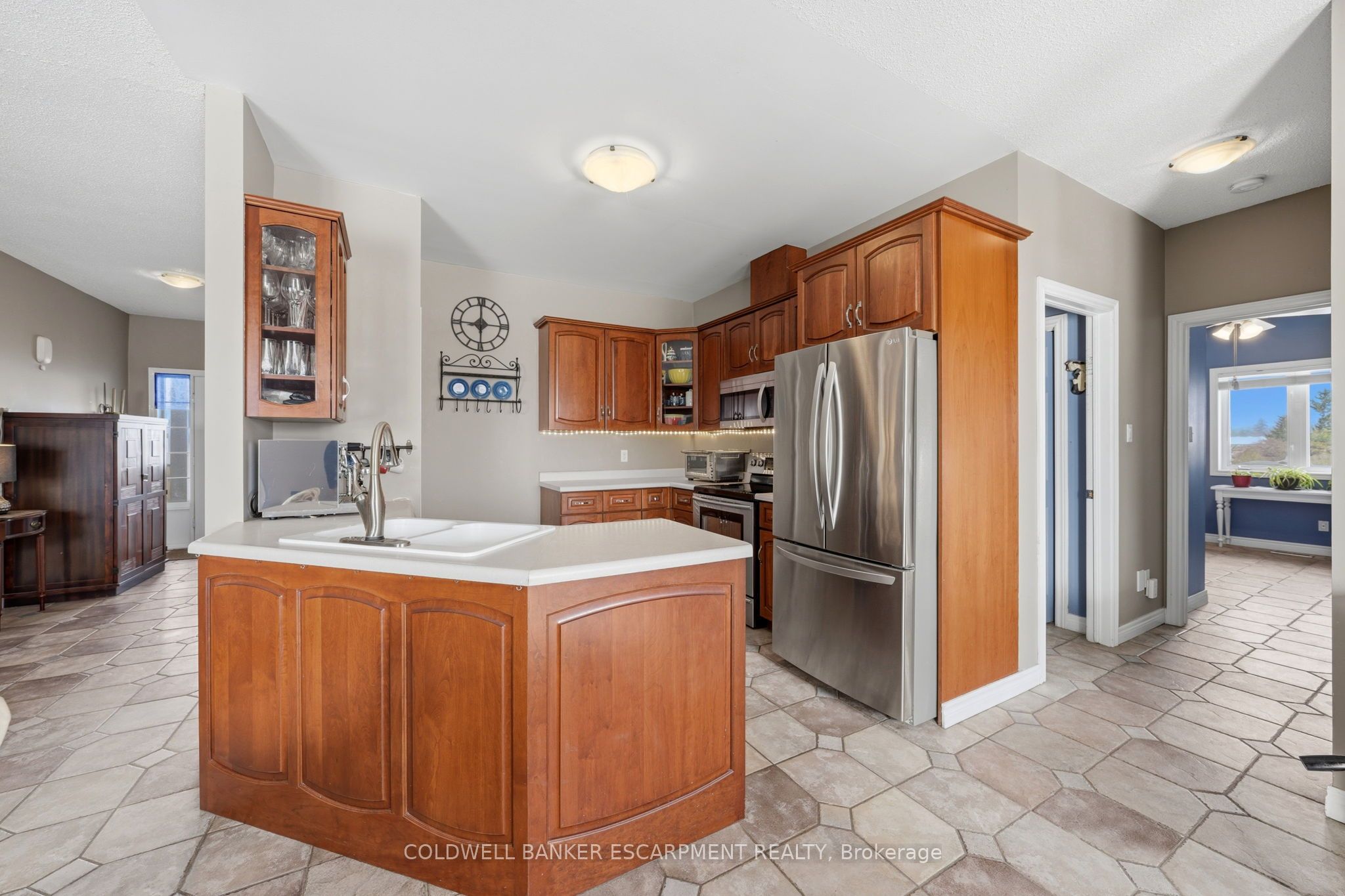 4923 Wellington 44 Road Property Photo 12