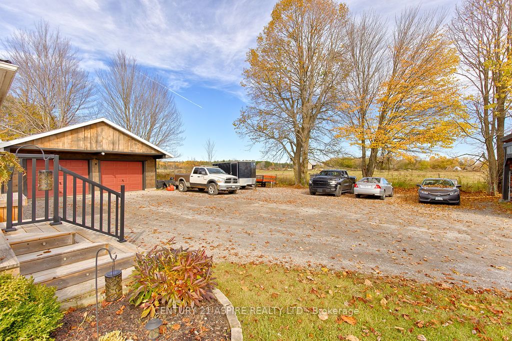 742 Zanders Road Property Photo 5