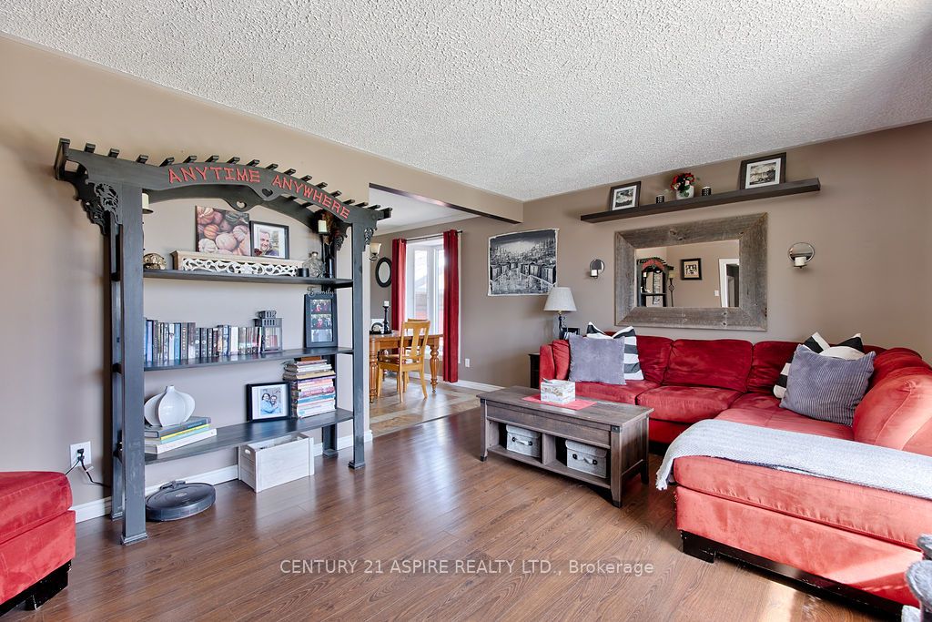 742 Zanders Road Property Photo 13