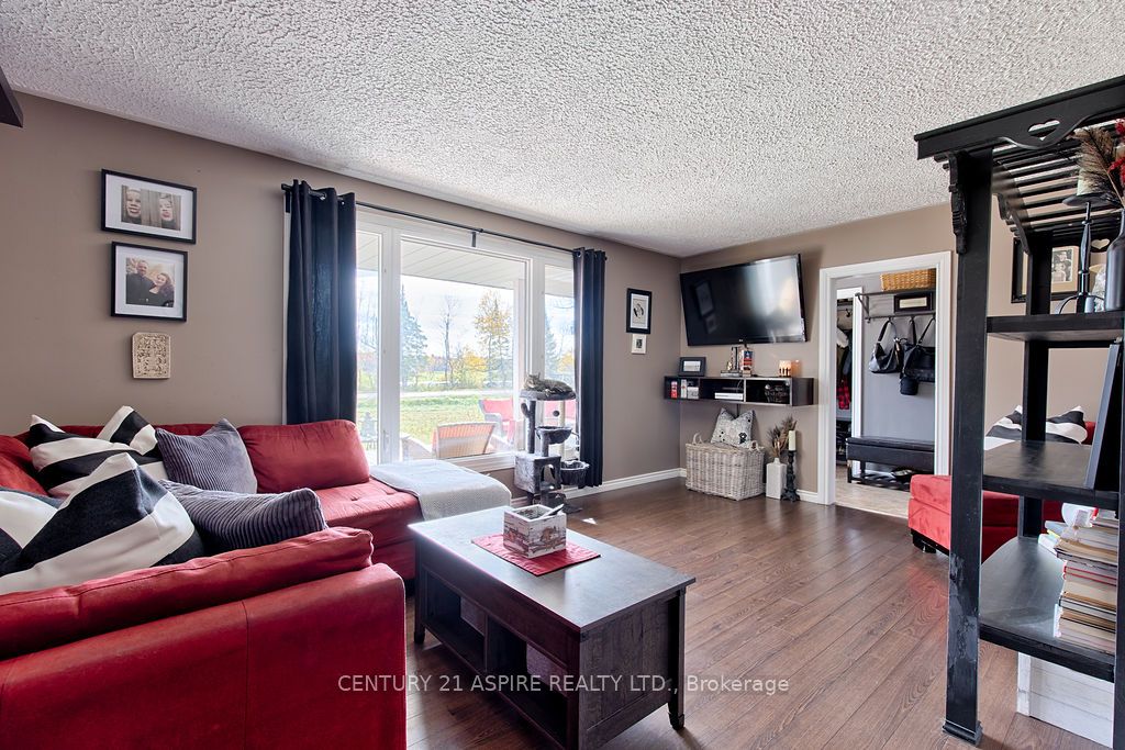 742 Zanders Road Property Photo 14