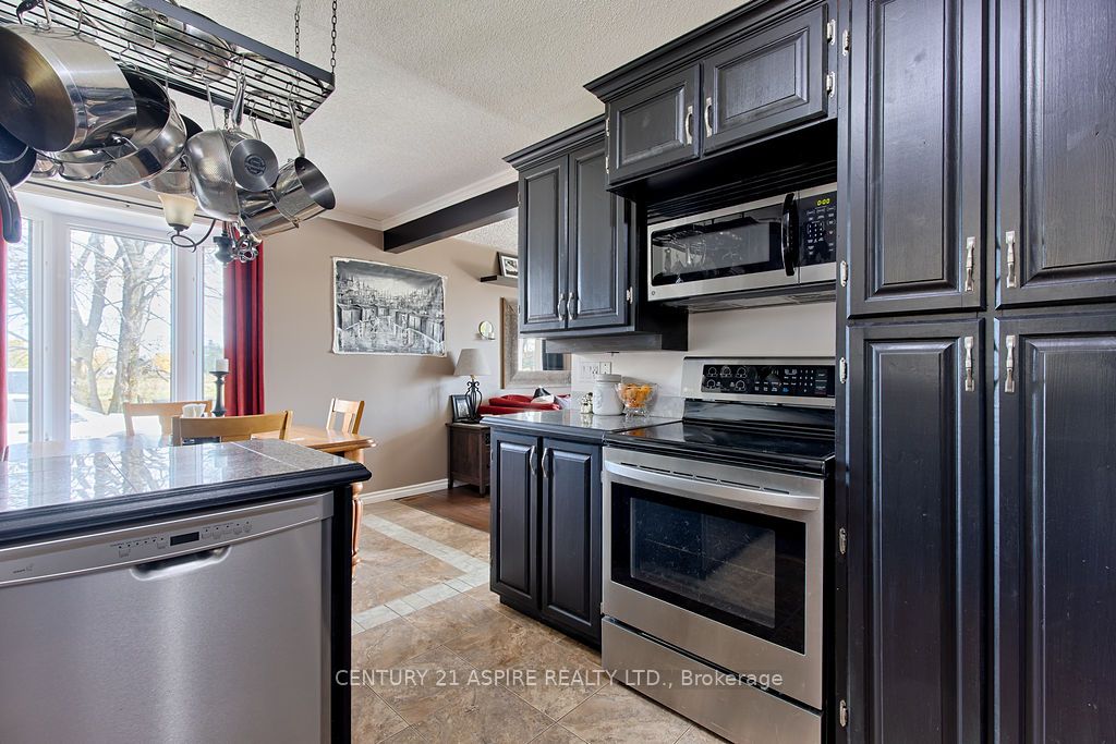 742 Zanders Road Property Photo 19