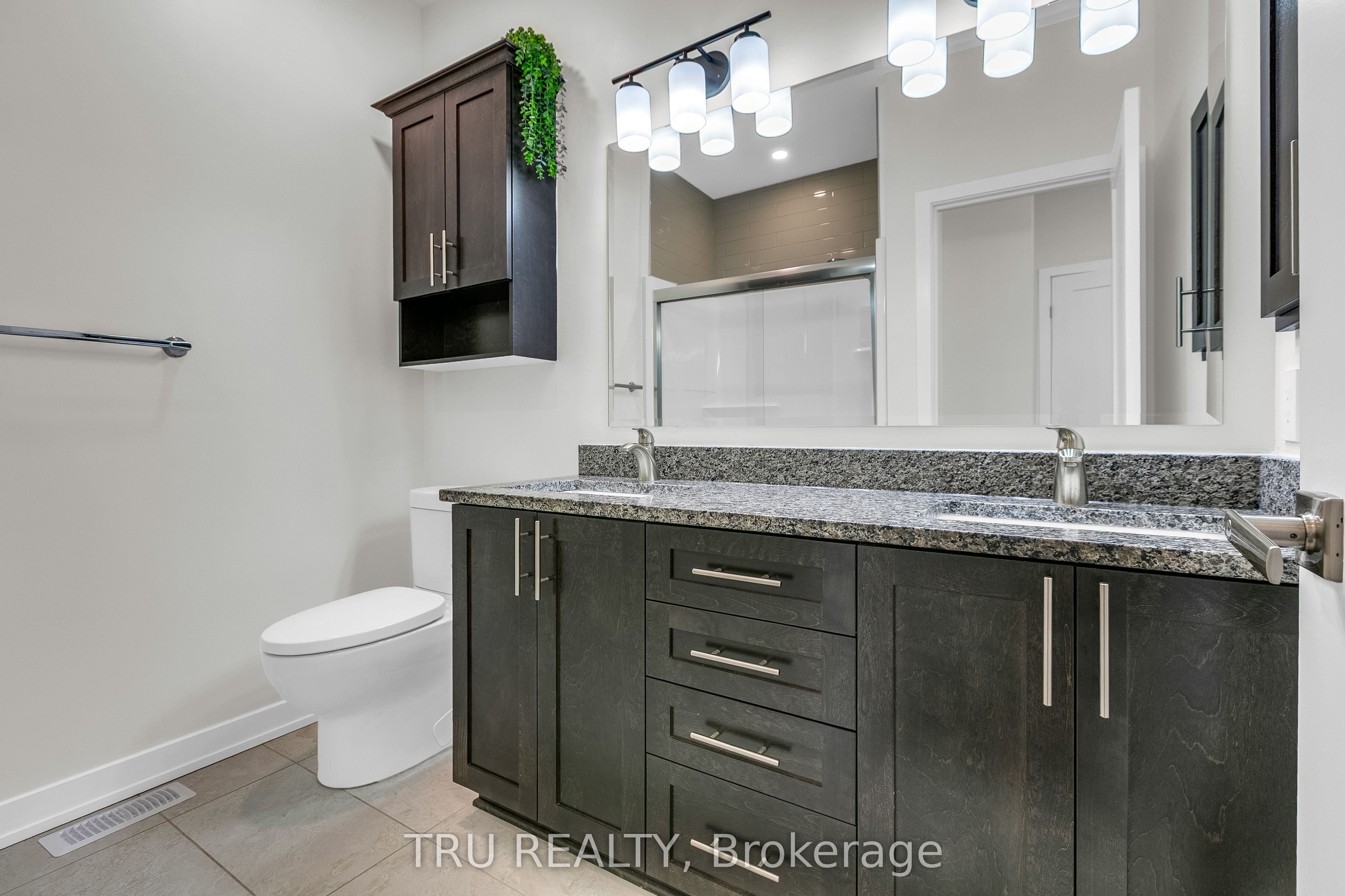 6362 Renaud Road Property Photo 10