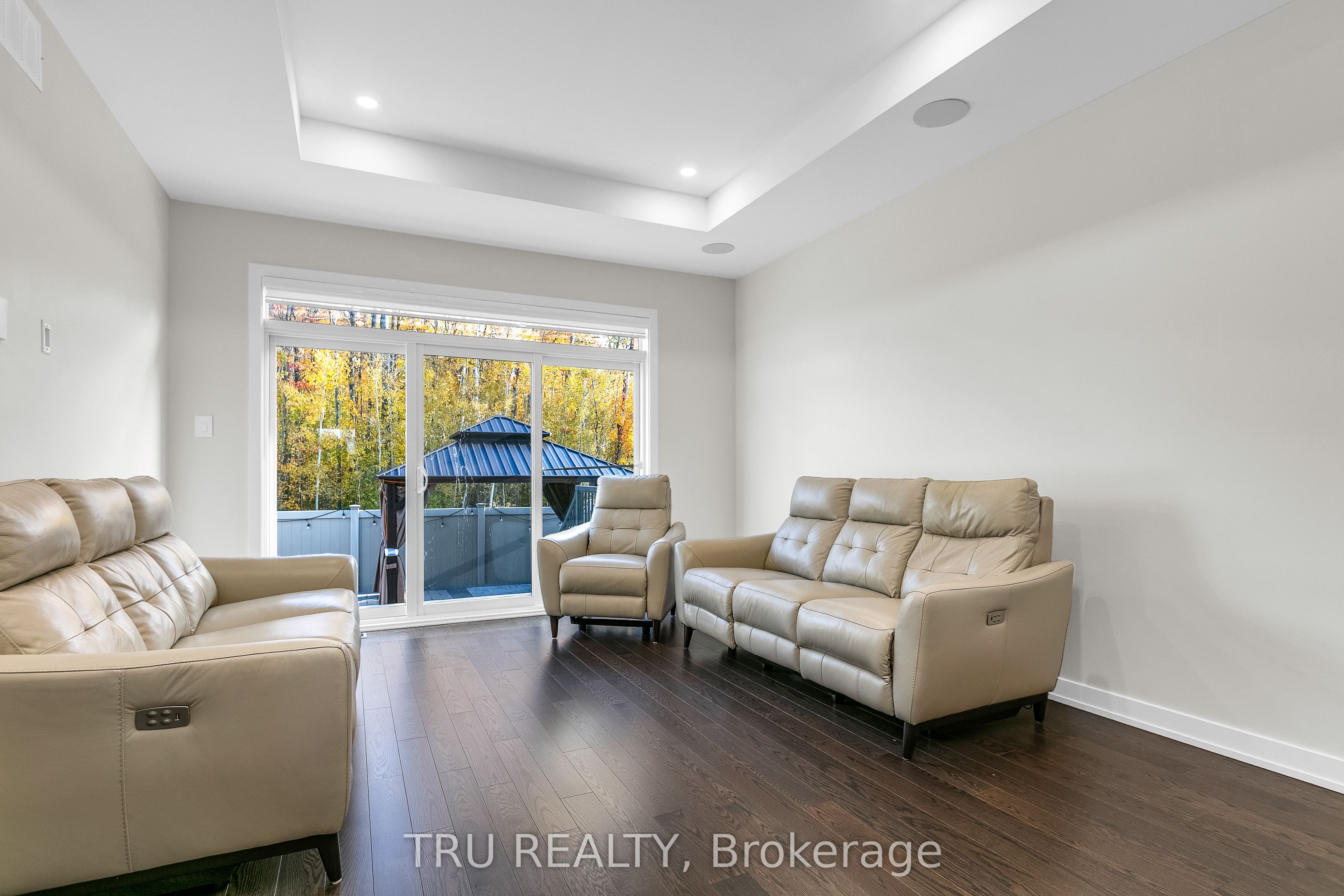6362 Renaud Road Property Photo 12