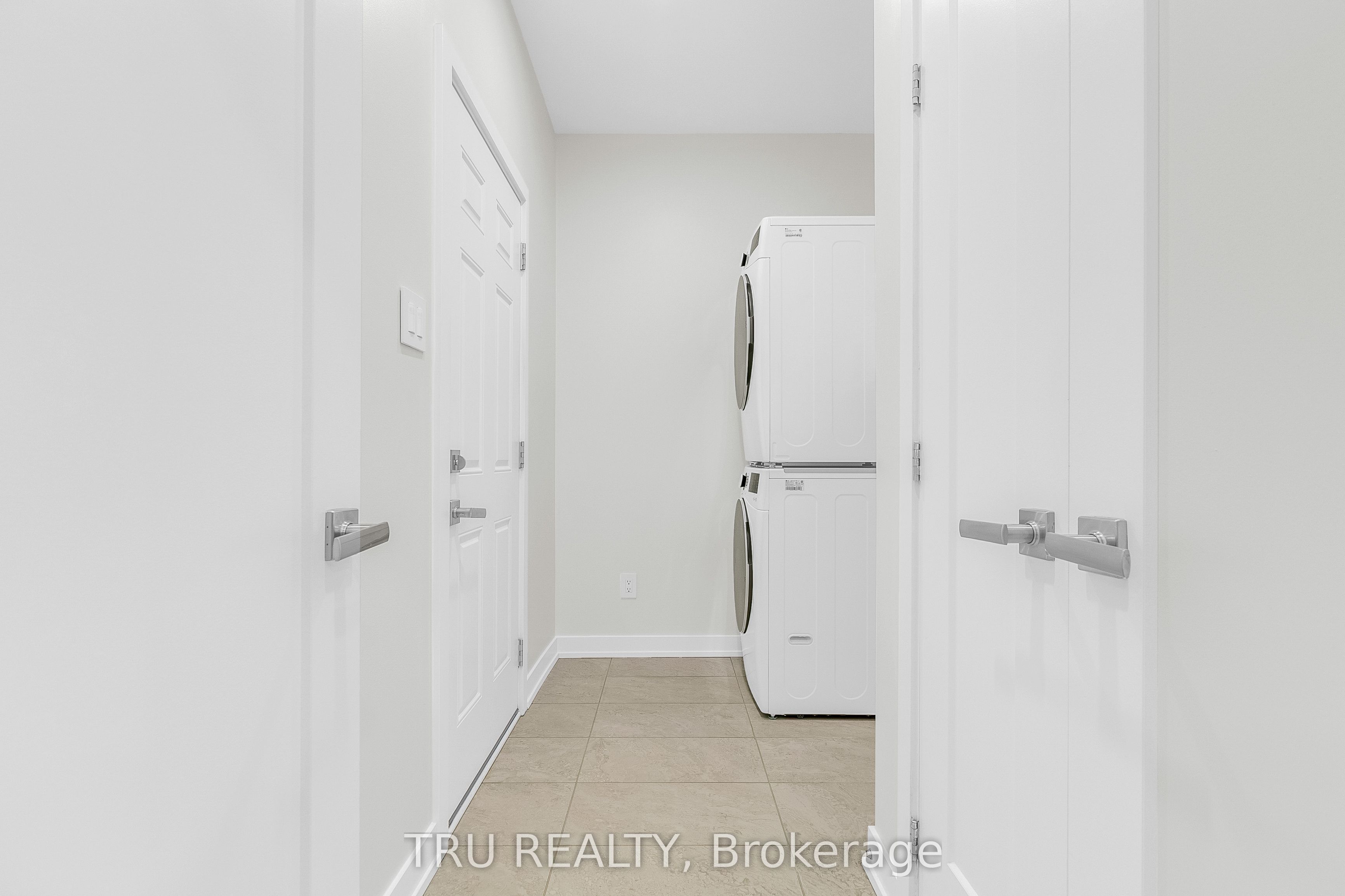 6362 Renaud Road Property Photo 20