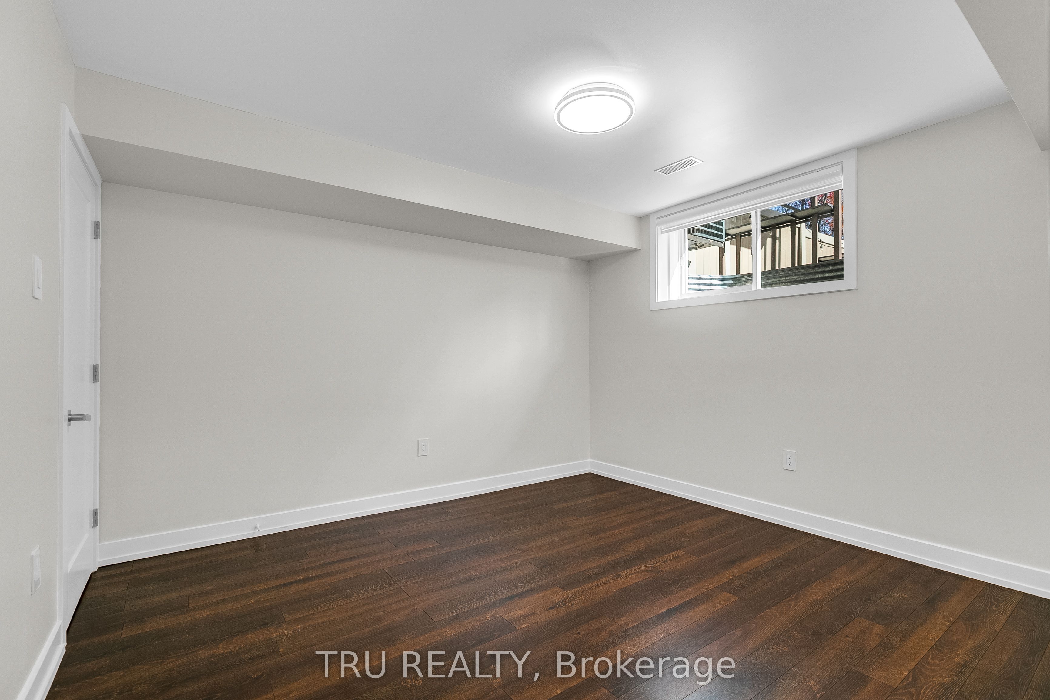 6362 Renaud Road Property Photo 27