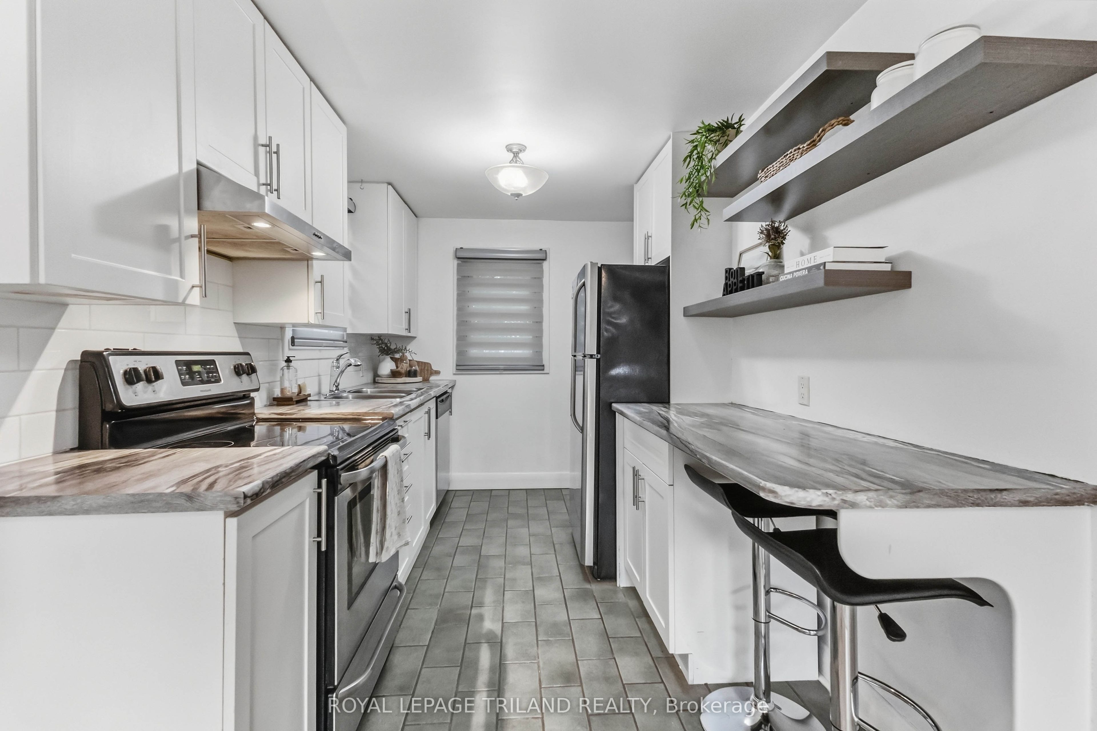 1628 Churchill Avenue Property Photo 15