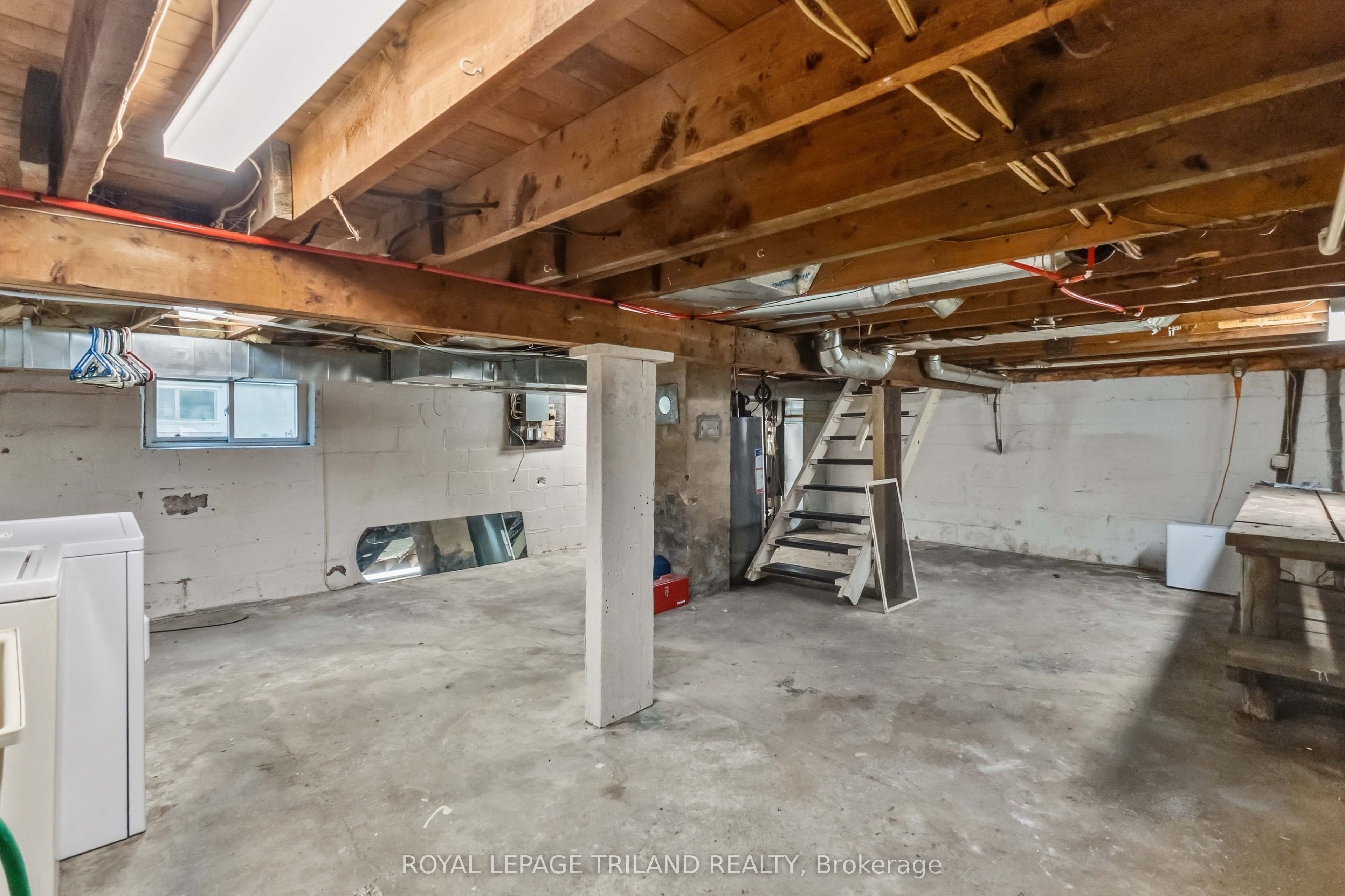 1628 Churchill Avenue Property Photo 29