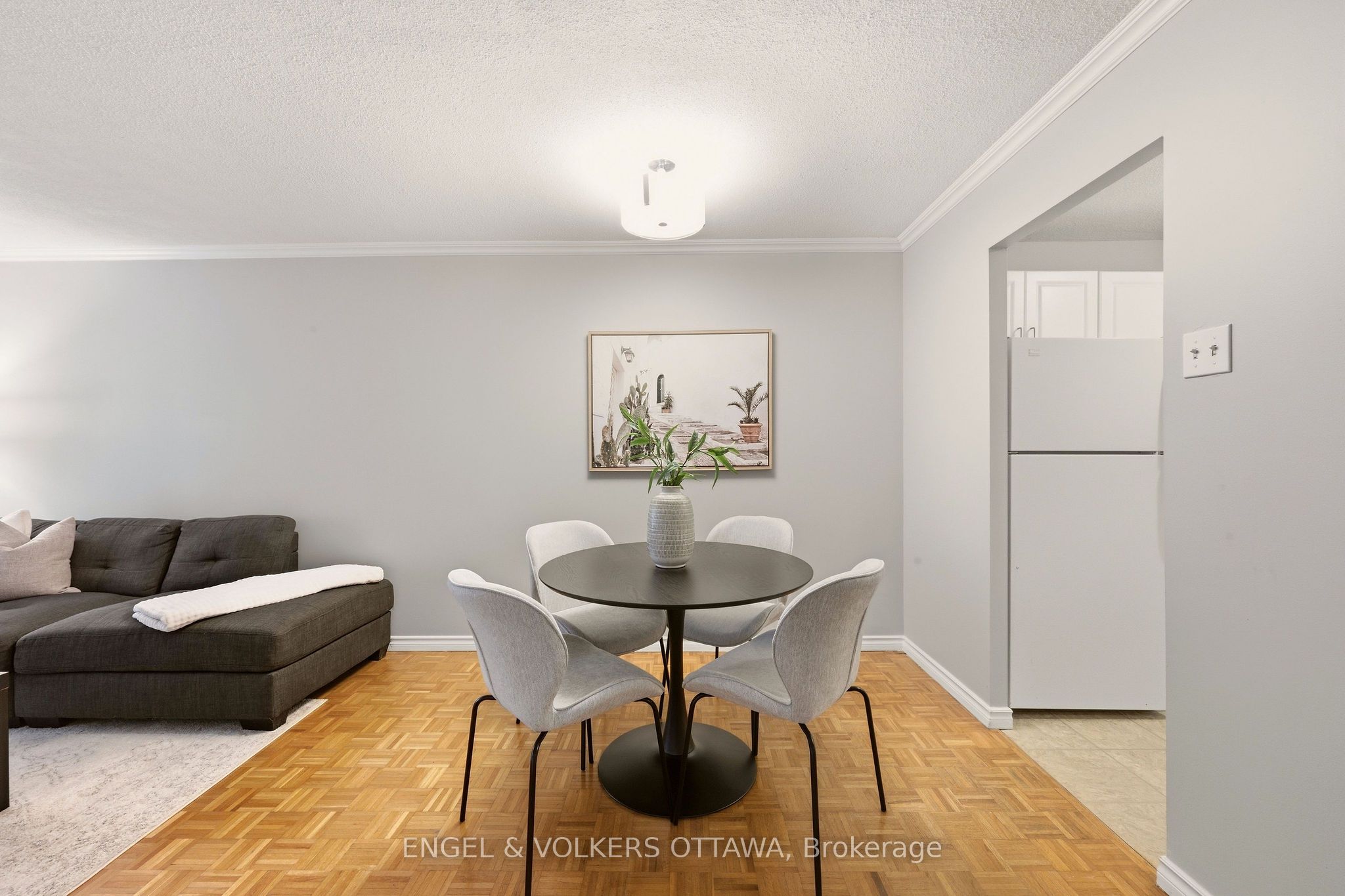 475 Laurier Avenue W 606 Property Photo 6