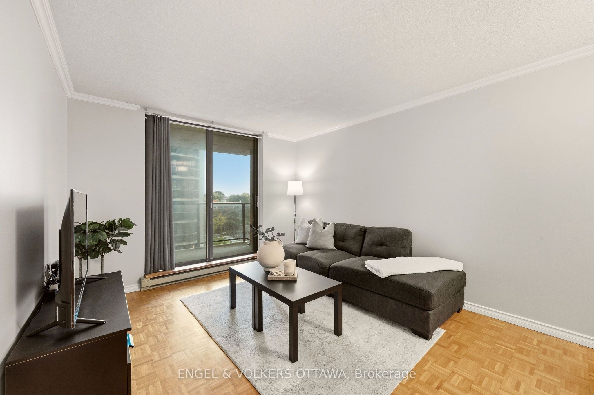 475 Laurier Avenue W 606 Property Photo 10