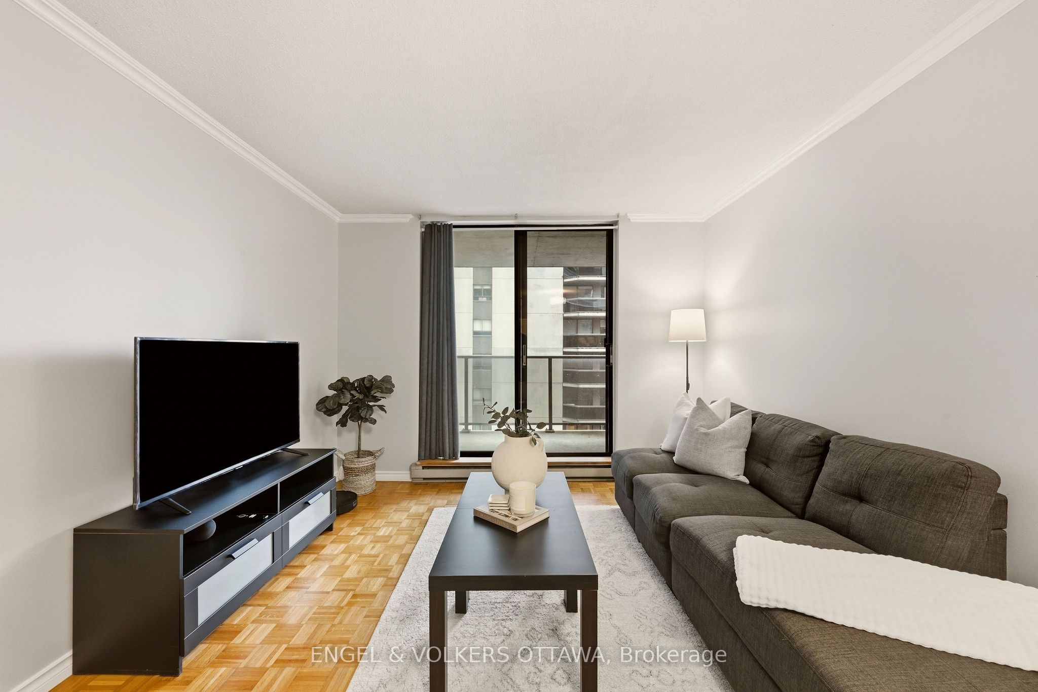 475 Laurier Avenue W 606 Property Photo 11