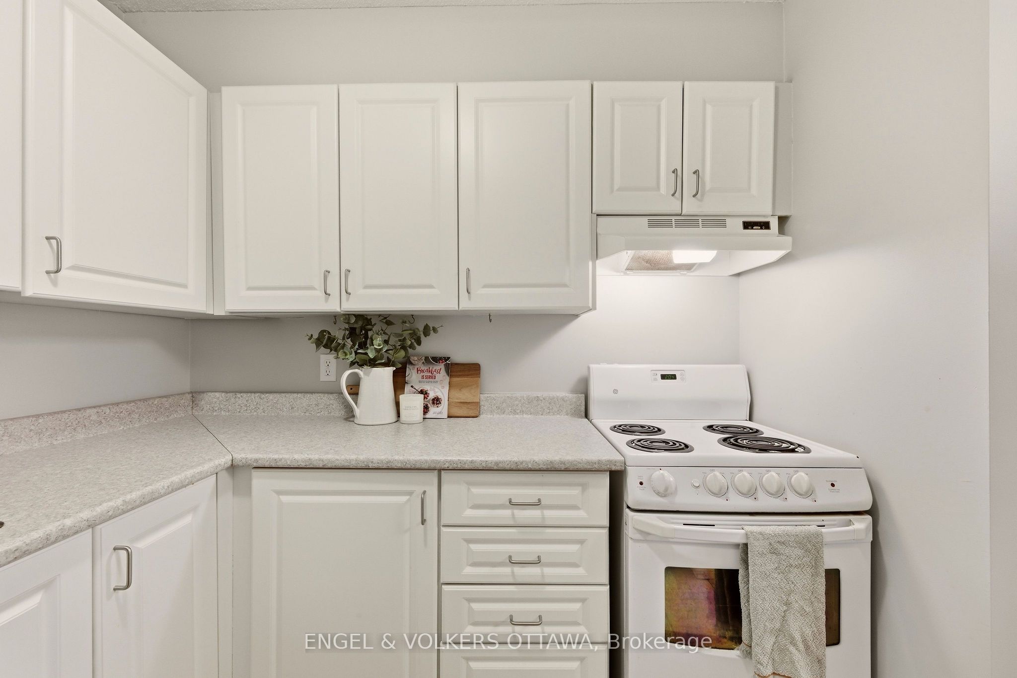 475 Laurier Avenue W 606 Property Photo 19