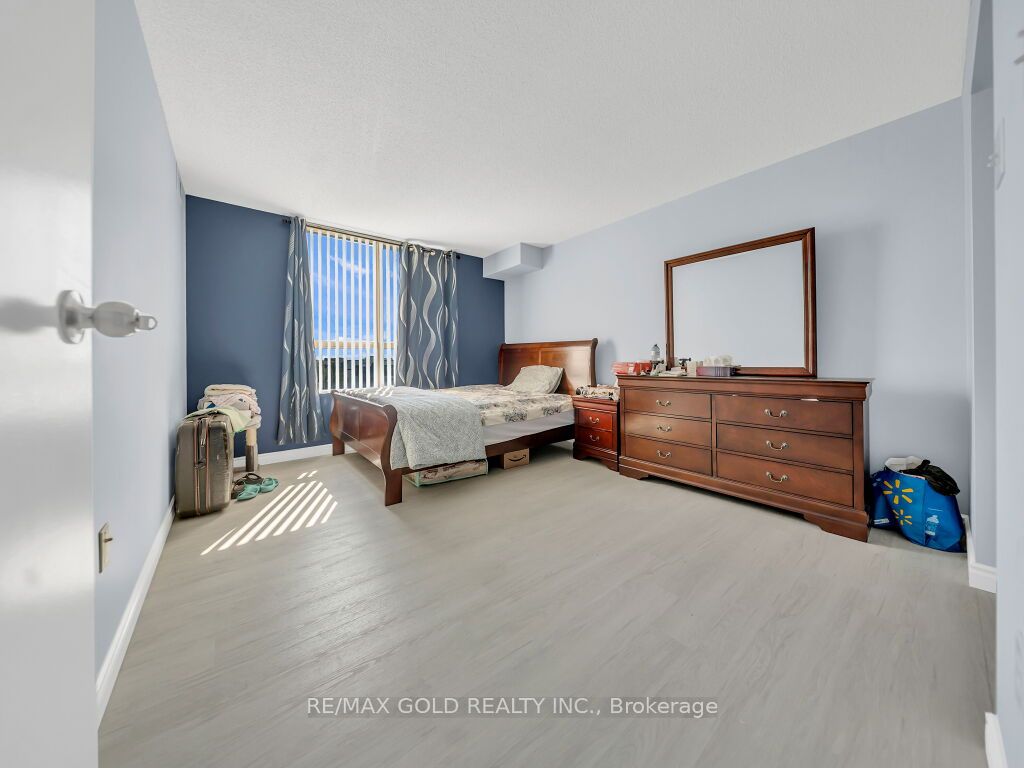 30 Blue Springs Drive 611 Property Photo 26