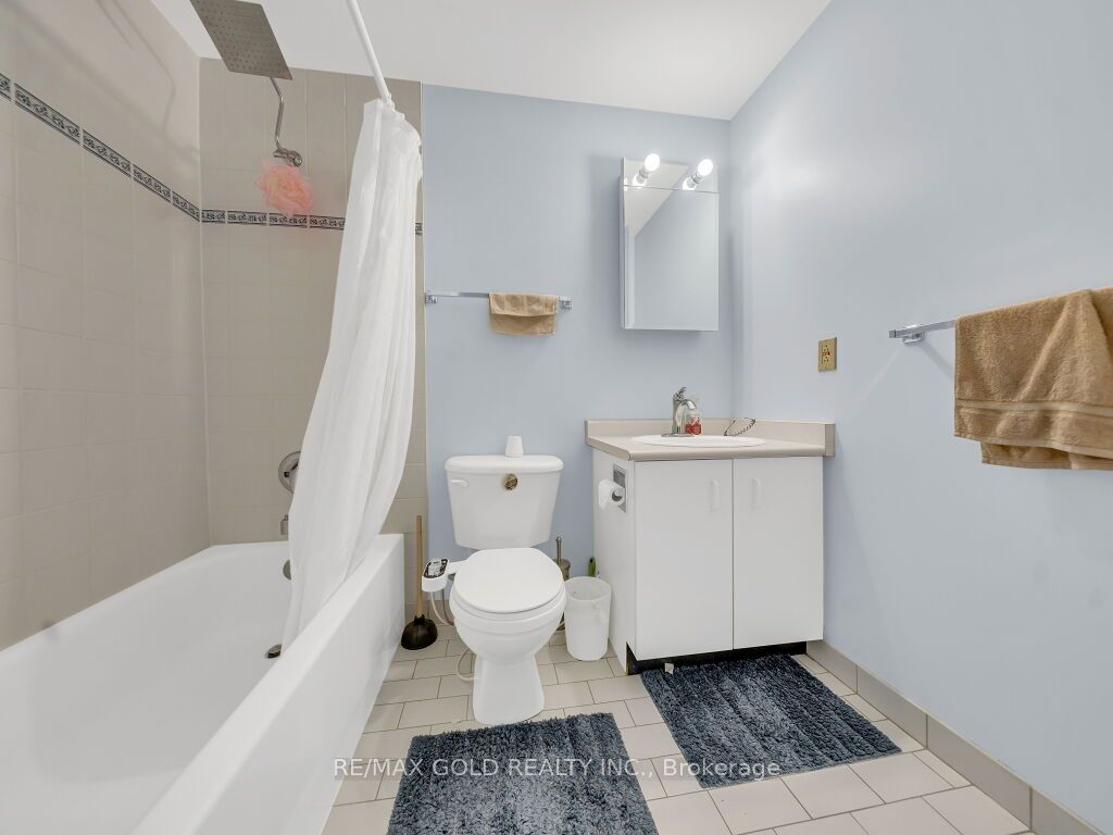 30 Blue Springs Drive 611 Property Photo 35