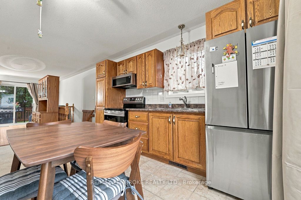 182 Market Street Property Photo 9