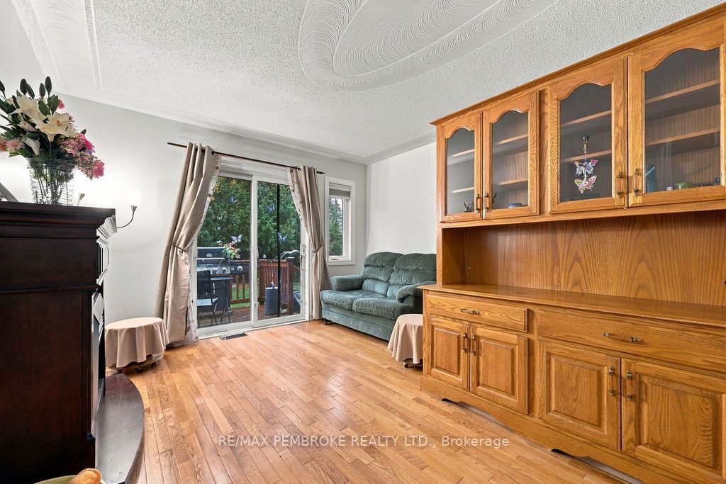 182 Market Street Property Photo 11