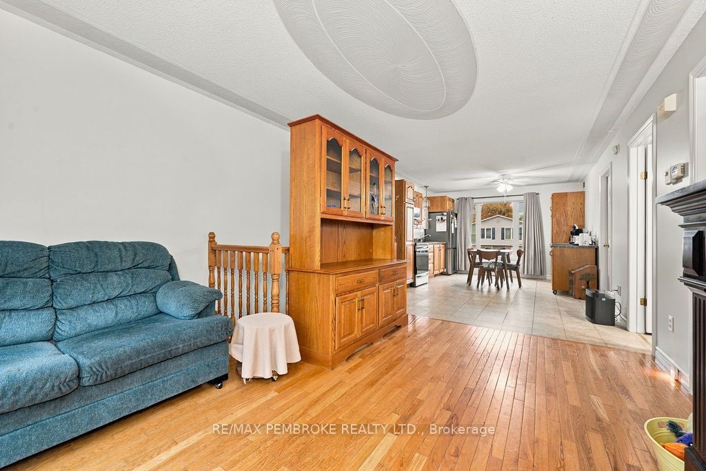 182 Market Street Property Photo 12