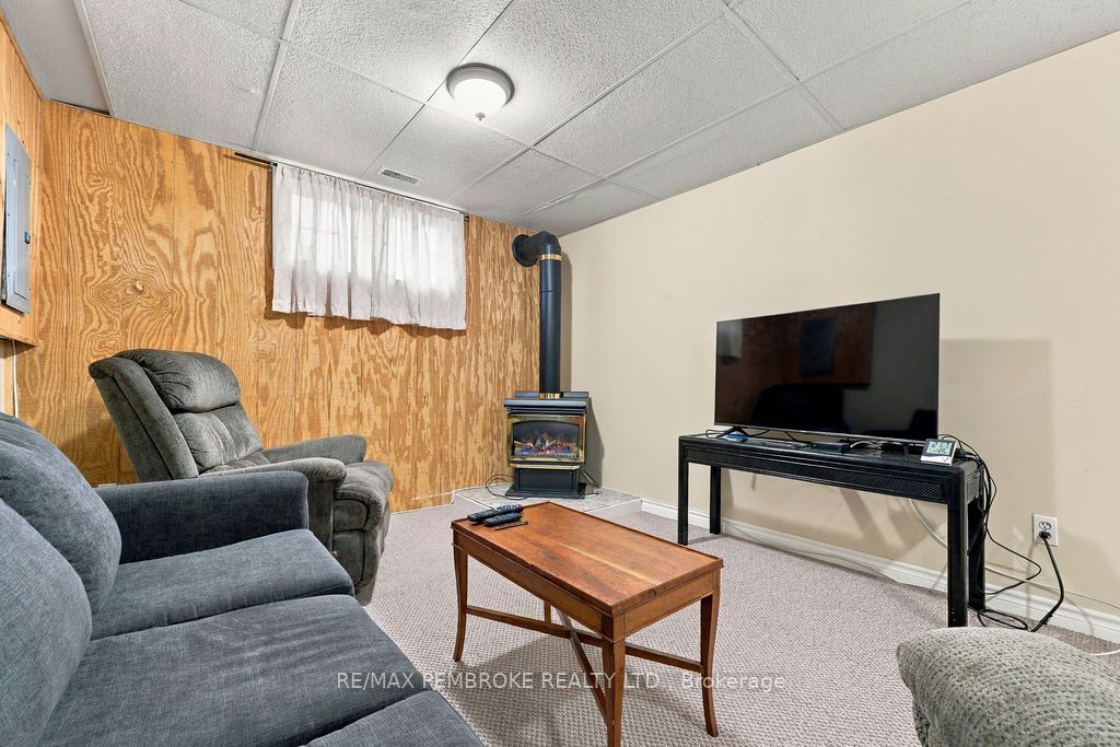 182 Market Street Property Photo 25