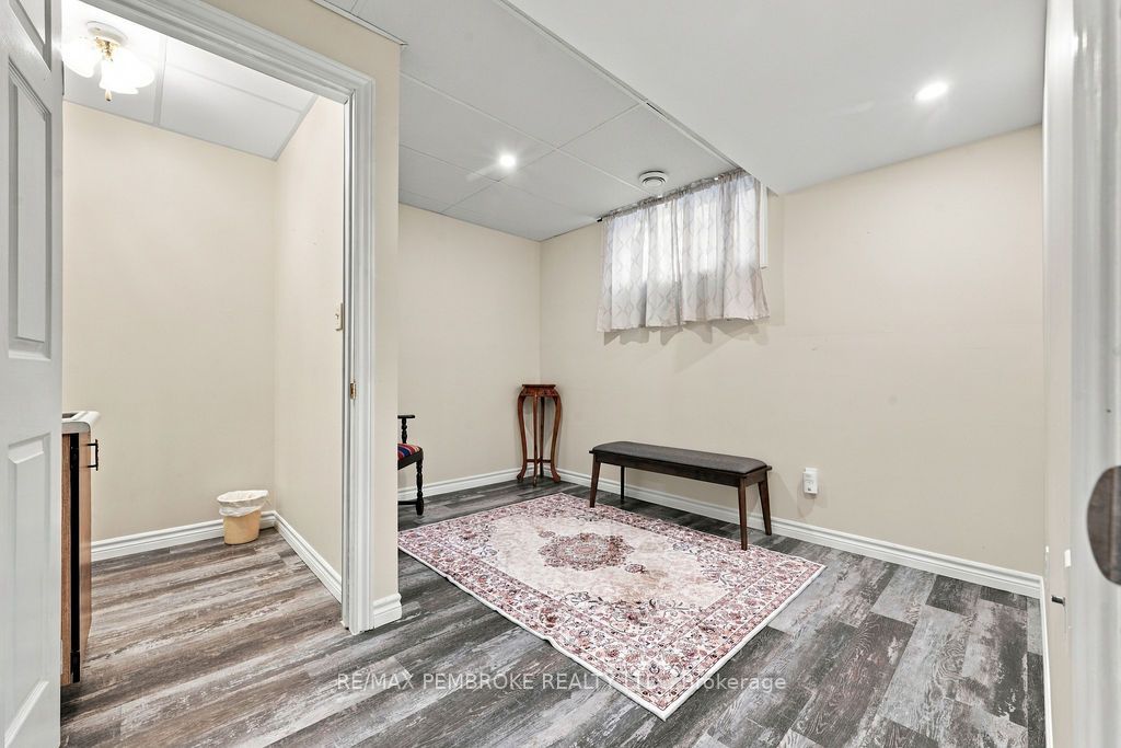 182 Market Street Property Photo 32
