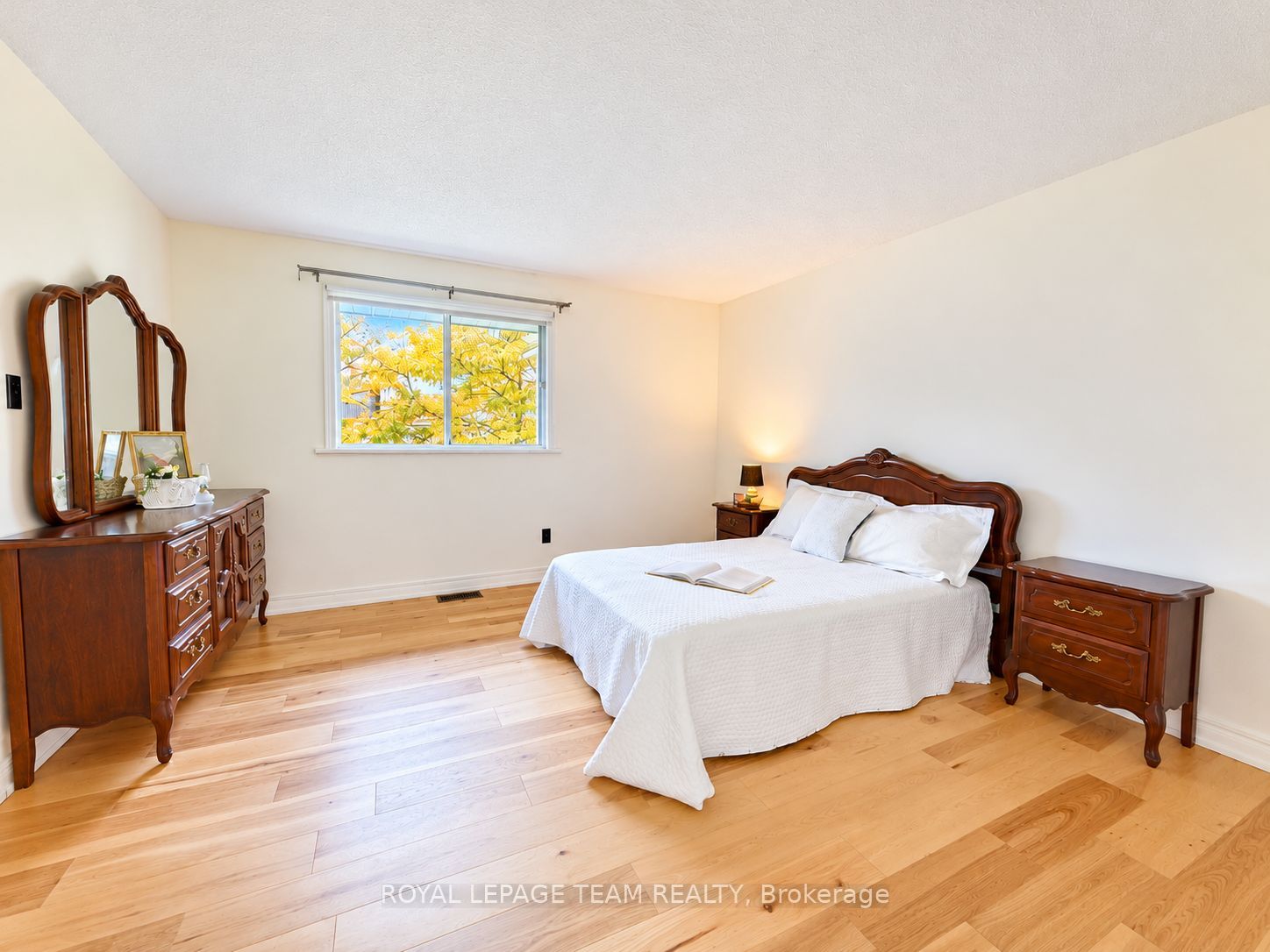 612 Elgin Street Property Photo 8