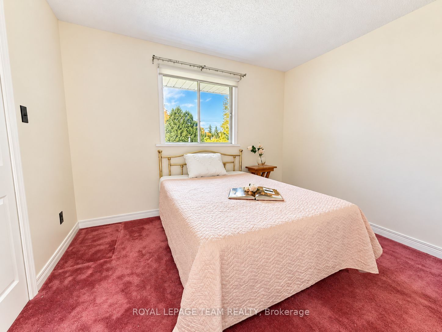 612 Elgin Street Property Photo 9