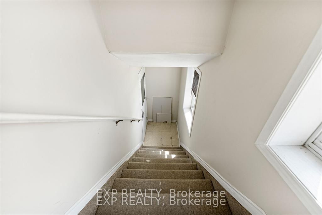 11 Albert Street Property Photo 17