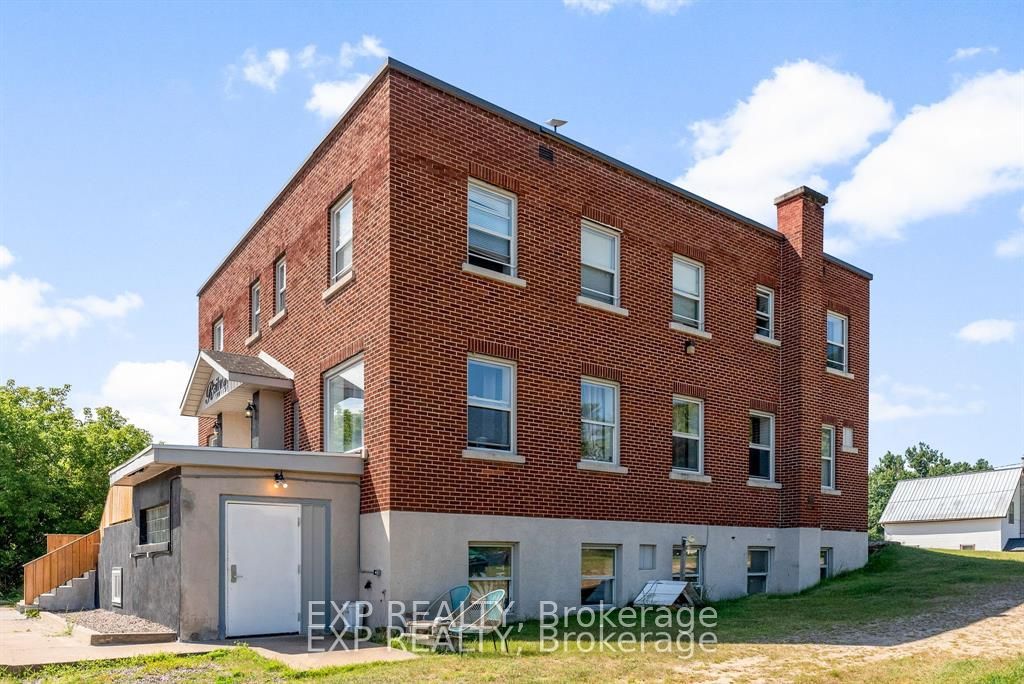 11 Albert Street Property Photo 23