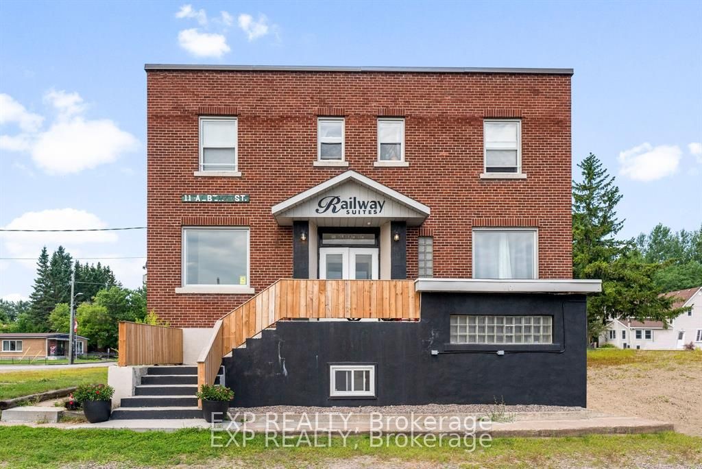 11 Albert Street Property Photo 31