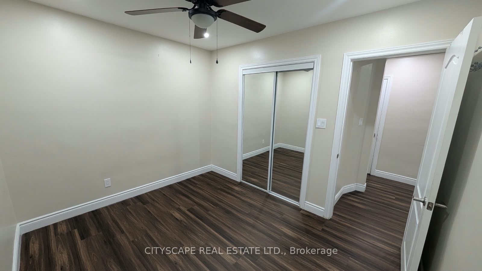 57 Clarendon Avenue Main Property Photo 8