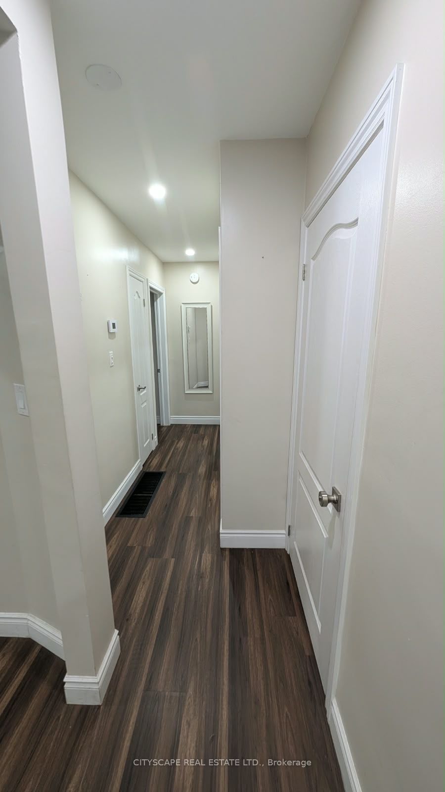 57 Clarendon Avenue Main Property Photo 15
