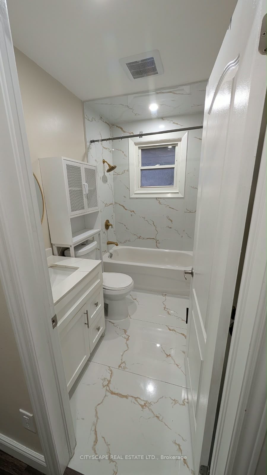 57 Clarendon Avenue Main Property Photo 16