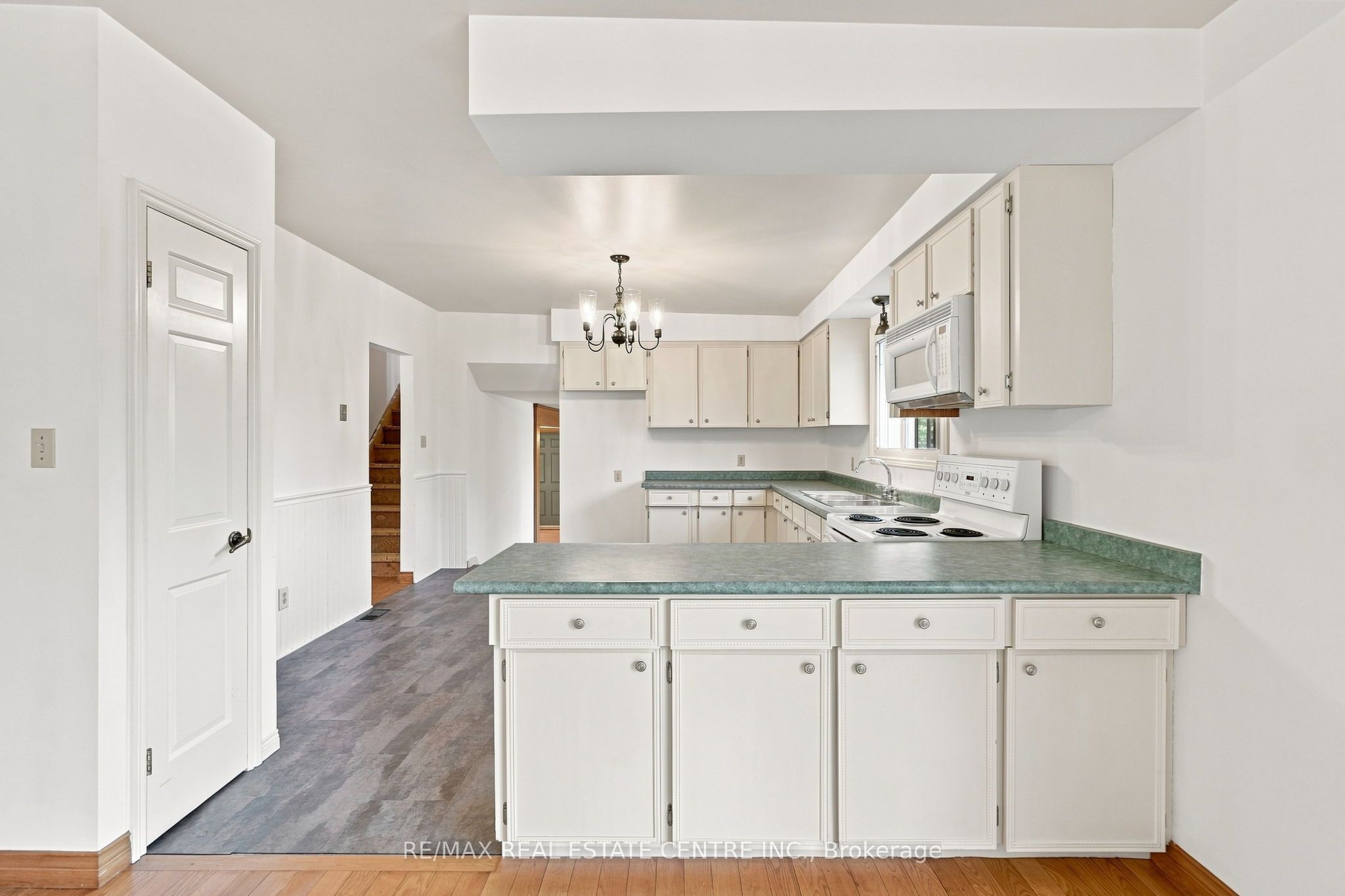 26 Maplewood Drive Property Photo 13