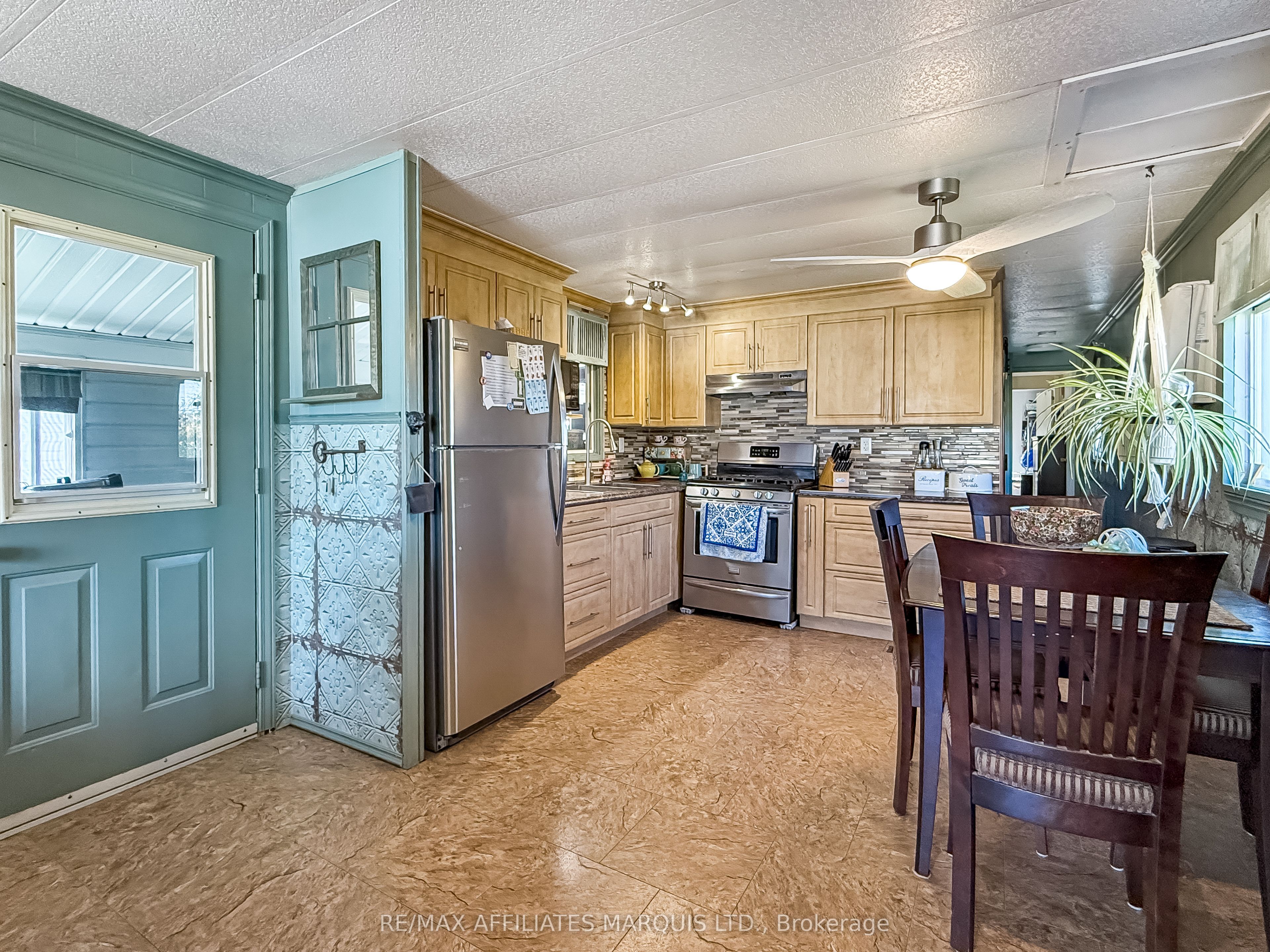 2155 Tollgate Road W 15 Property Photo 7