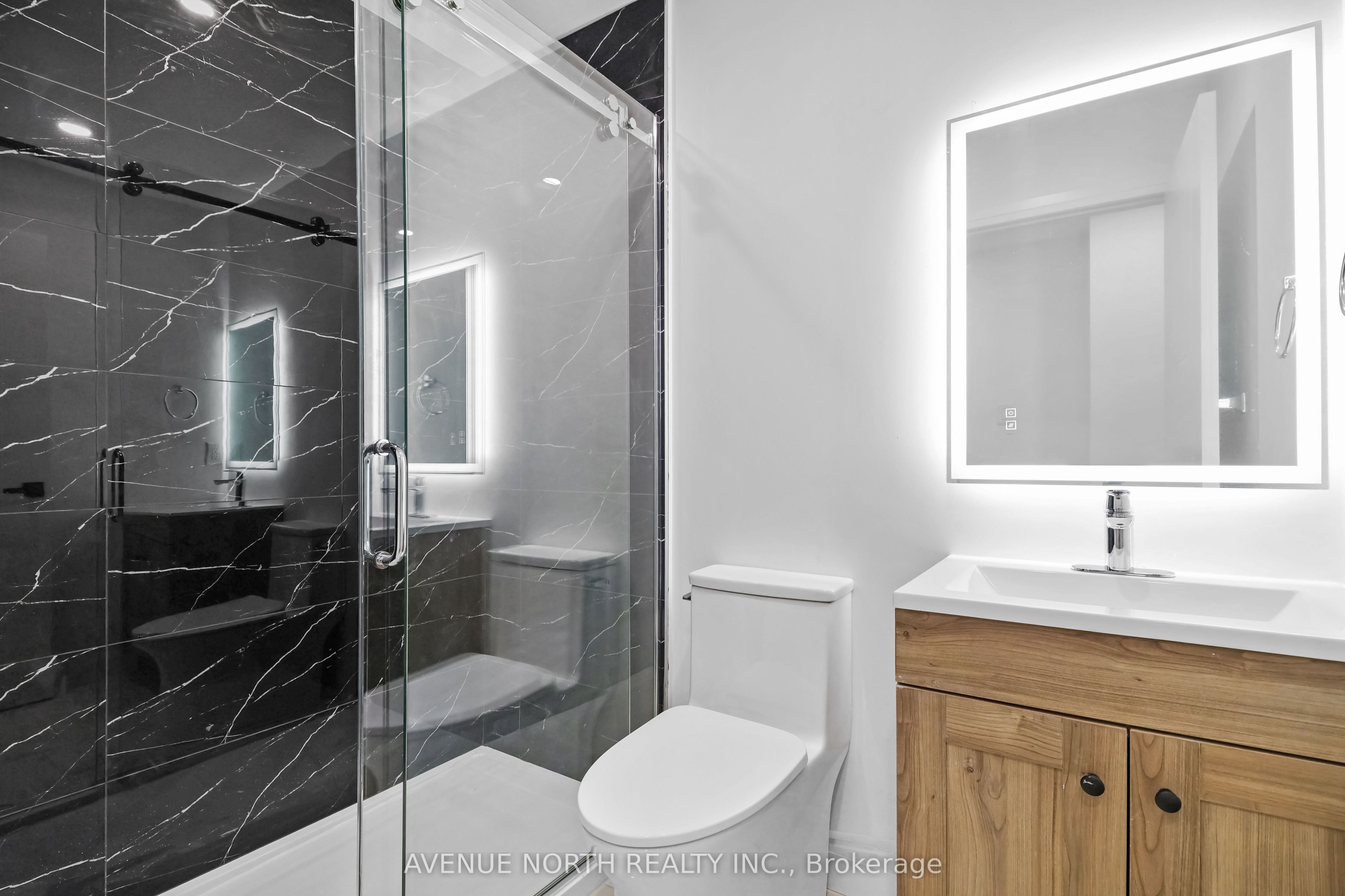 436 Athlone Avenue 202 Property Photo 4