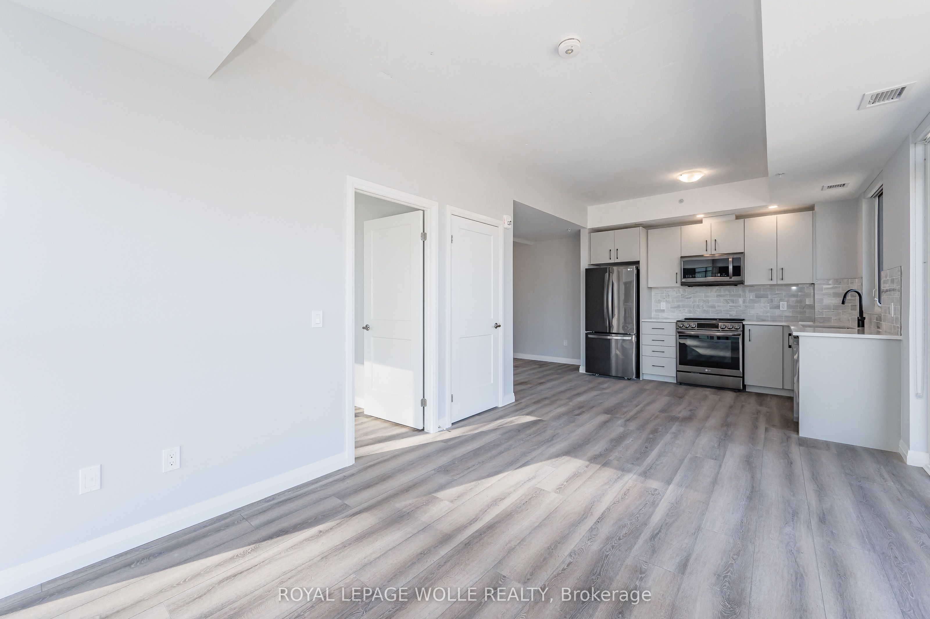 108 Garment Street 1311 Property Photo 11