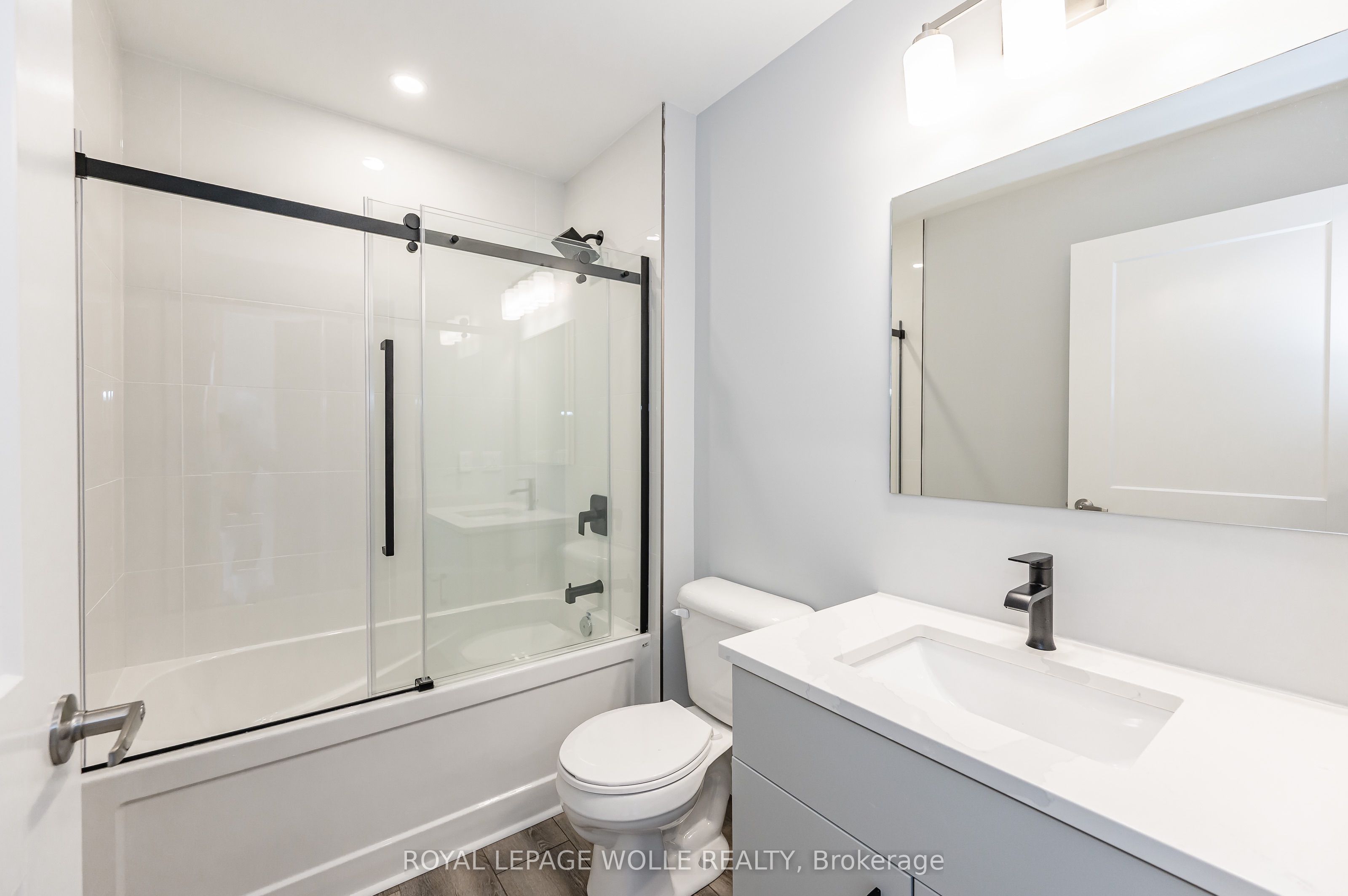 108 Garment Street 1311 Property Photo 14