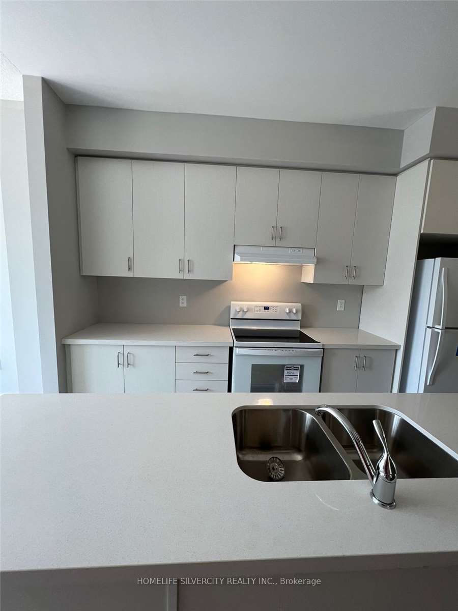 527 Shaver Road 6 Property Photo 4