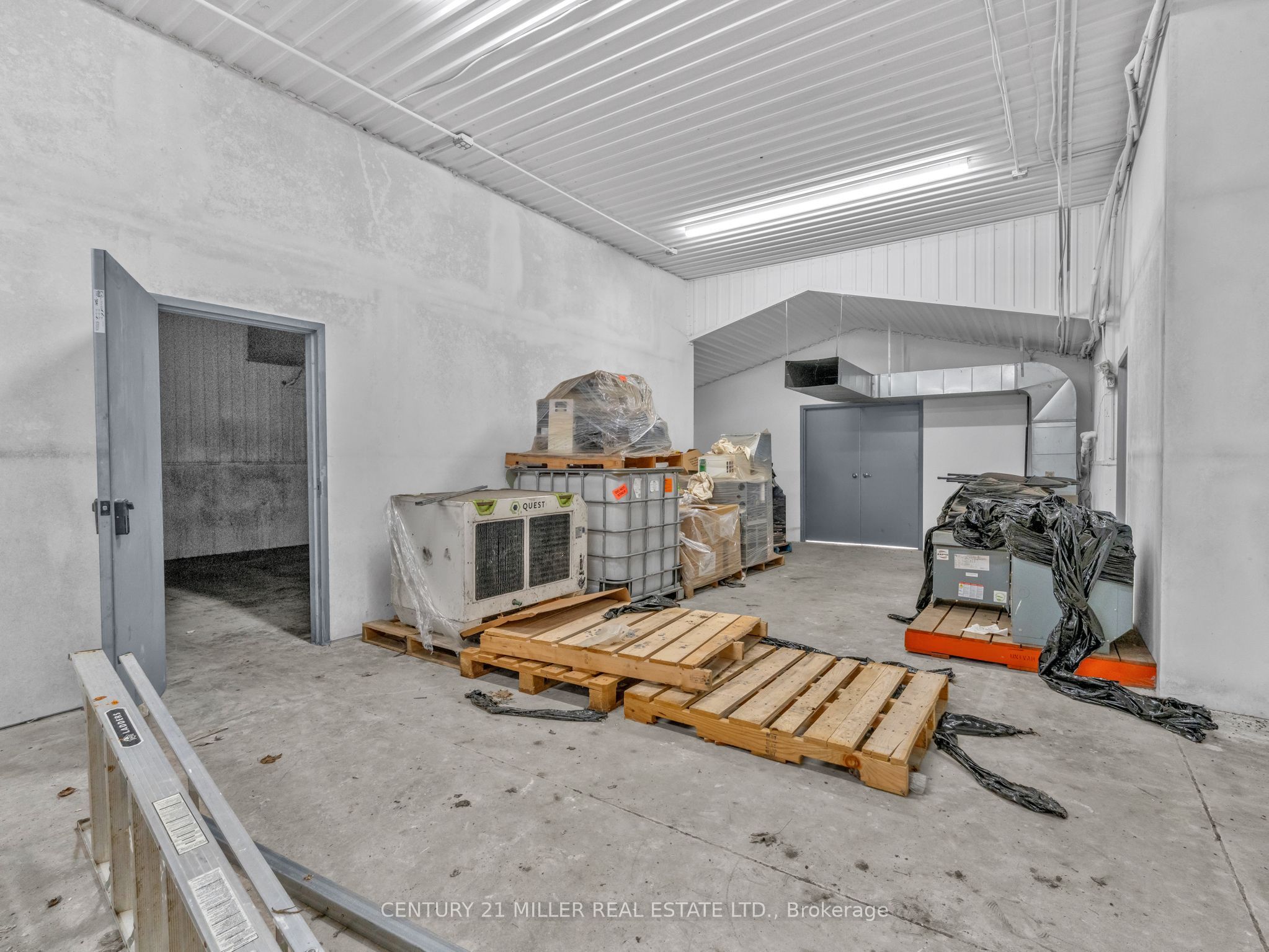 27983 Talbot Line Property Photo 34