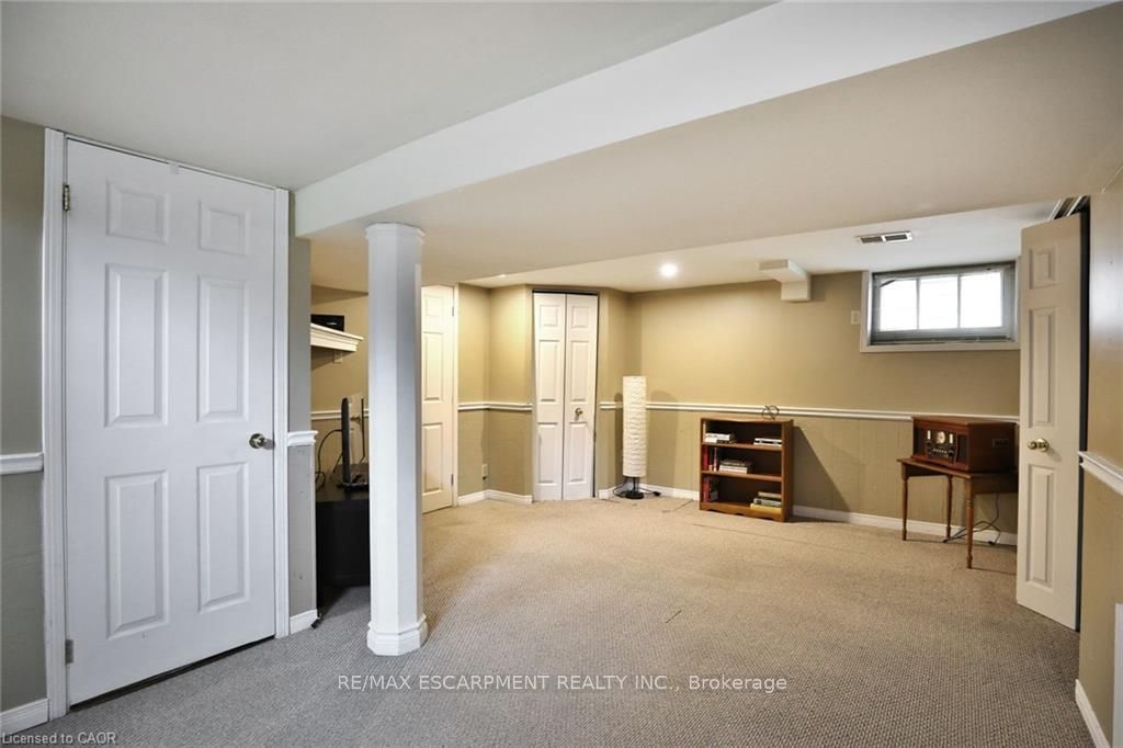 78 Cameron Avenue S Property Photo 21