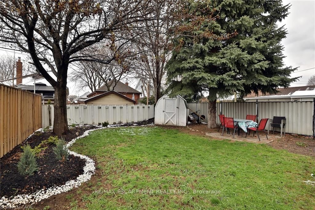 78 Cameron Avenue S Property Photo 22