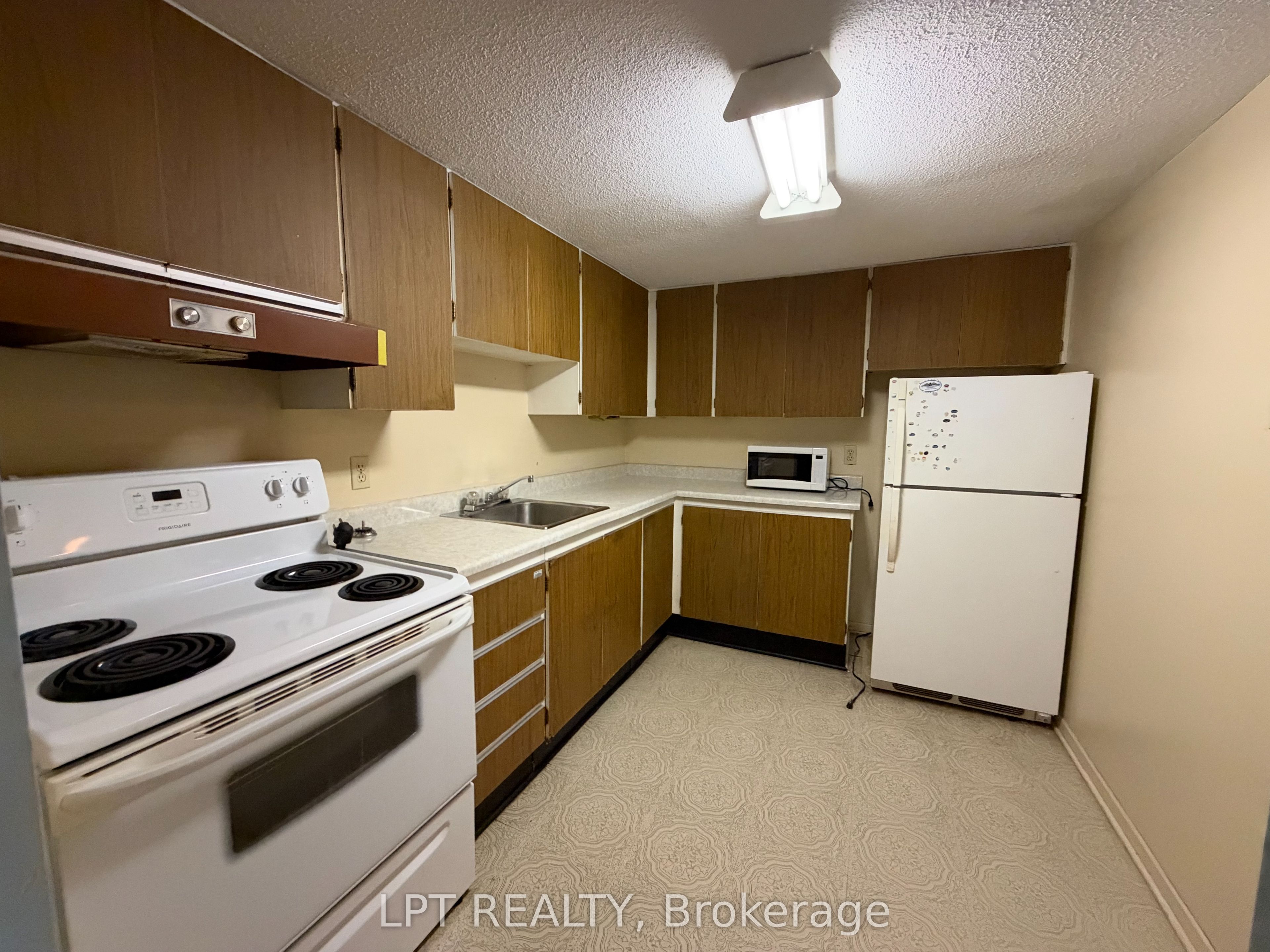 1380 Prince Of Wales Drive S 510 Property Photo 9