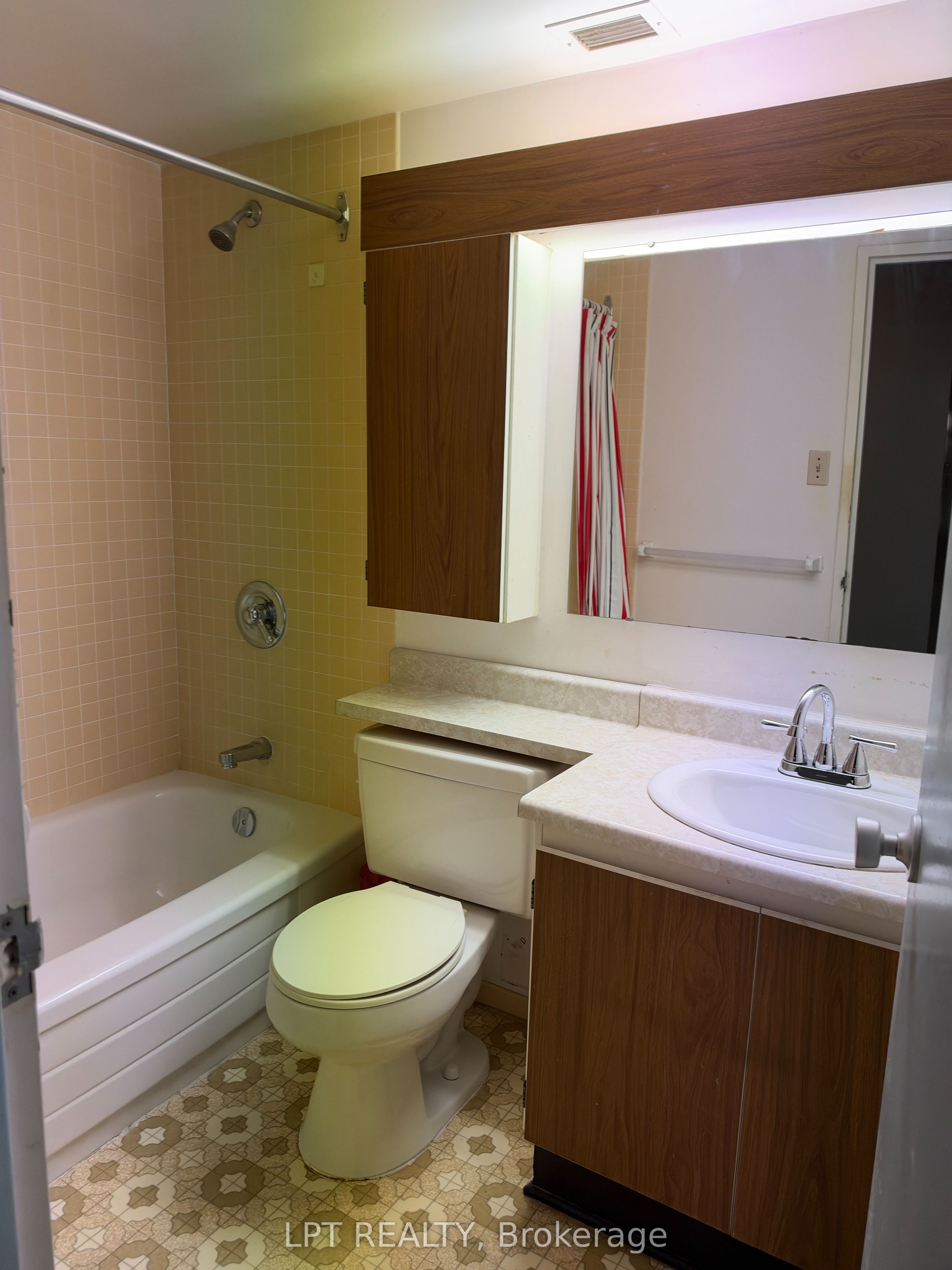 1380 Prince Of Wales Drive S 510 Property Photo 20