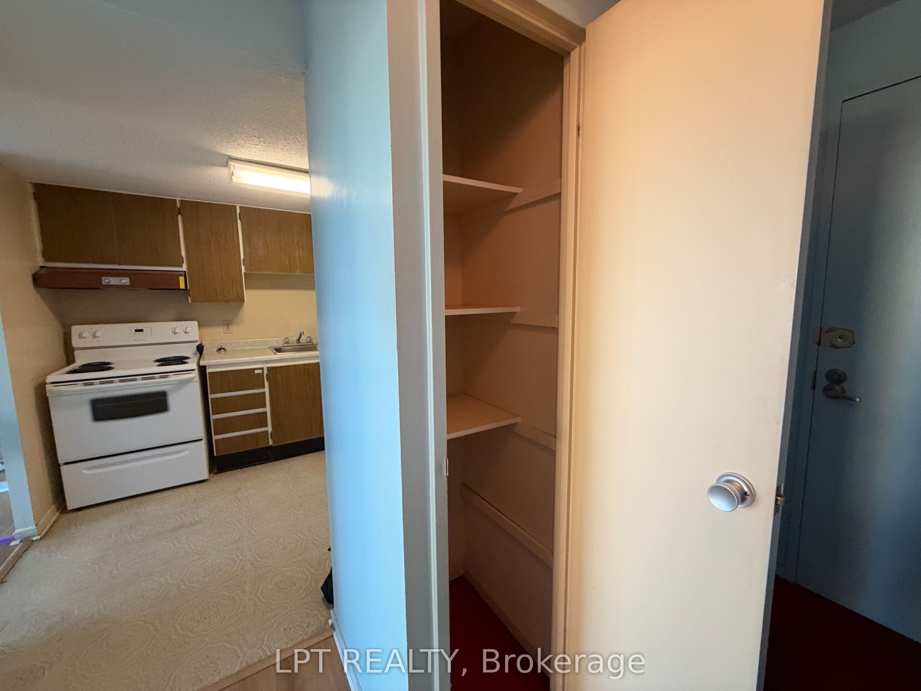 1380 Prince Of Wales Drive S 510 Property Photo 22
