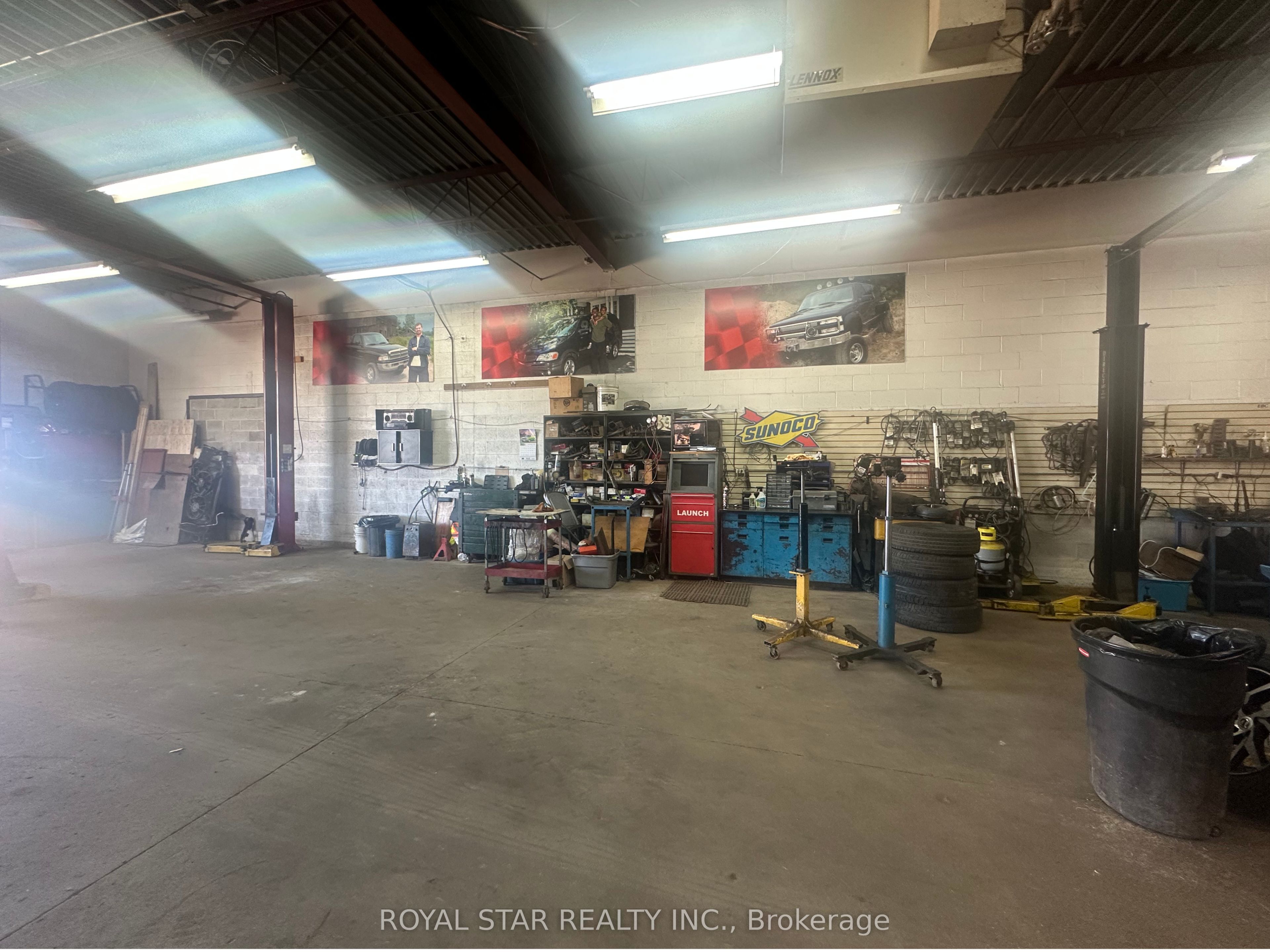 53 Cowansview Road Property Photo 14