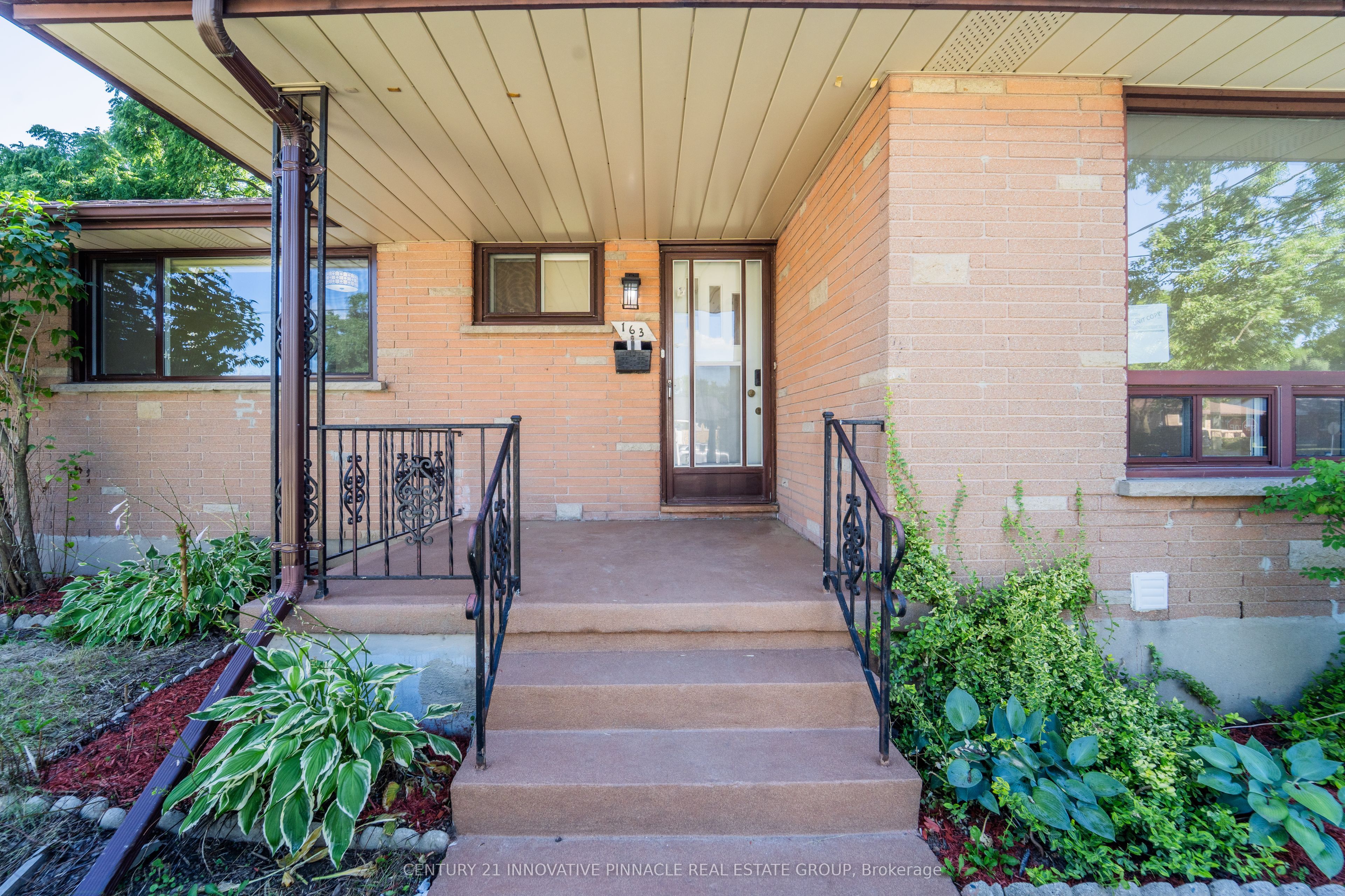 163 Atkinson Boulevard Property Photo 9