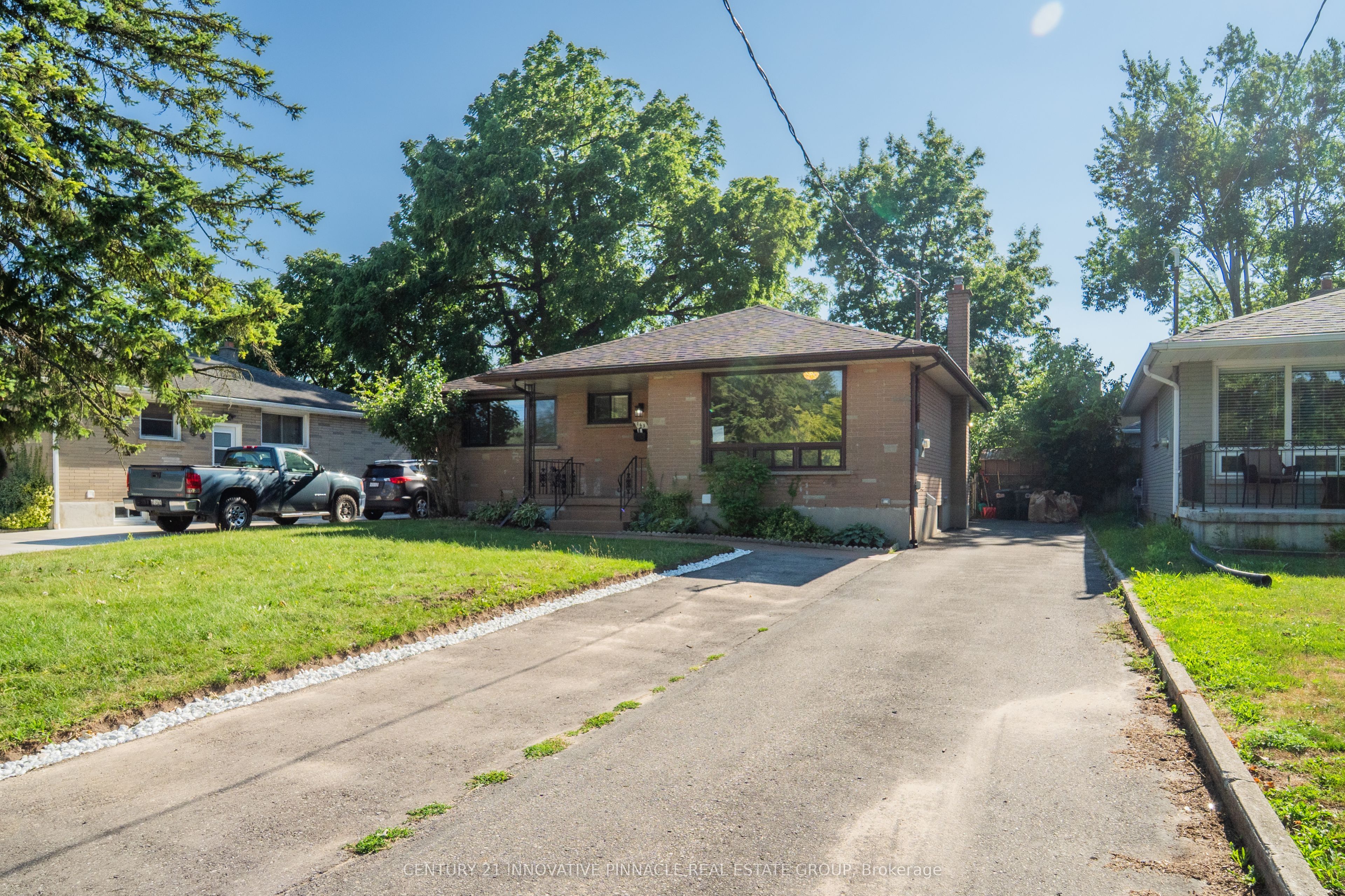 163 Atkinson Boulevard Property Photo 10