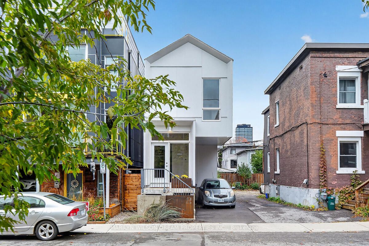 43 Stirling Avenue Property Photo 1