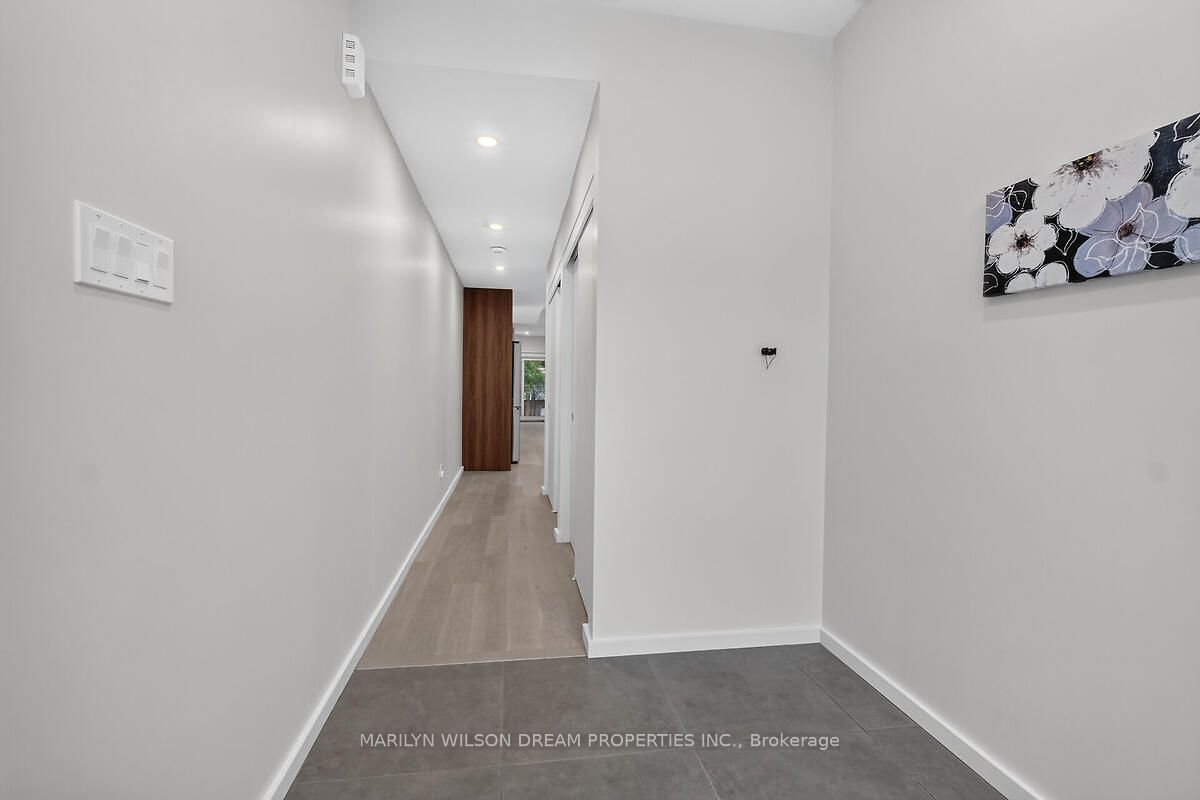 43 Stirling Avenue Property Photo 5