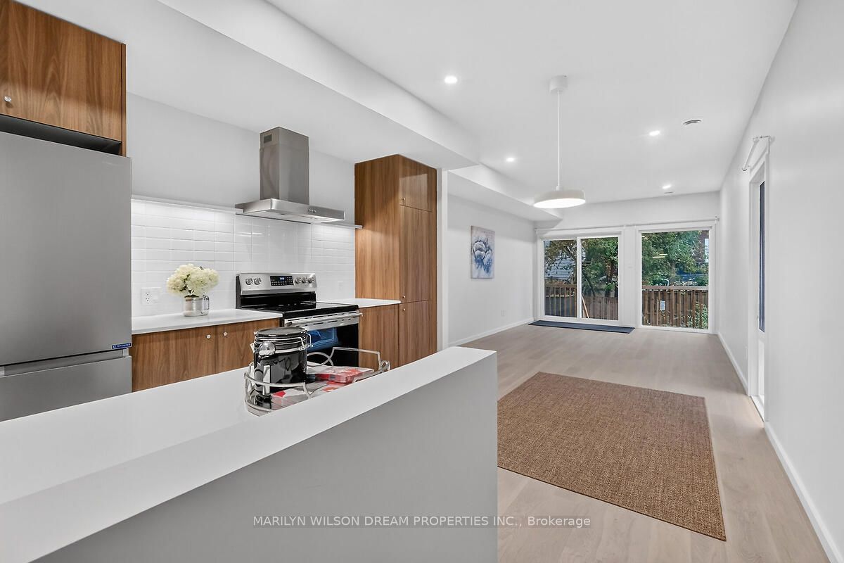 43 Stirling Avenue Property Photo 7