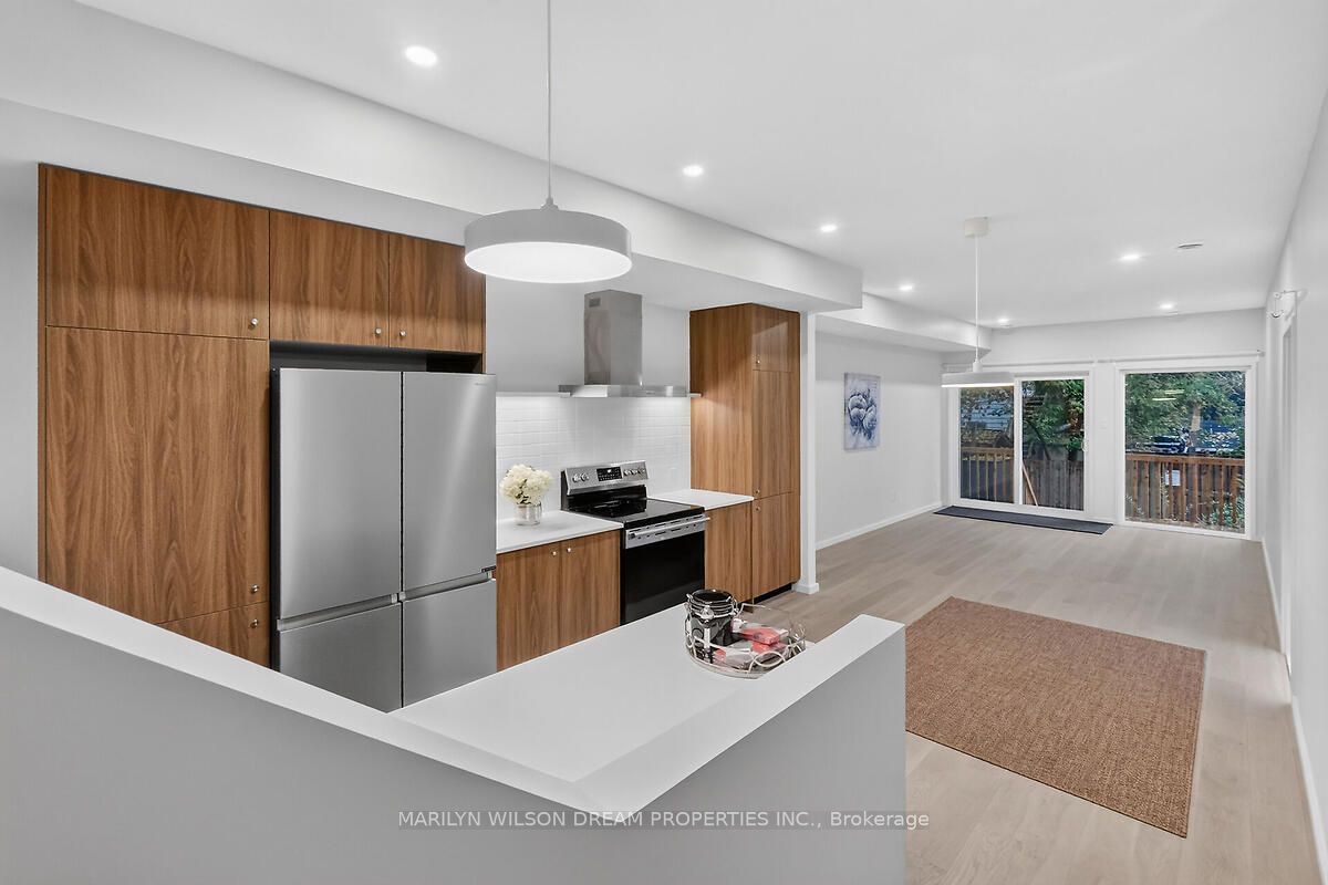 43 Stirling Avenue Property Photo 8