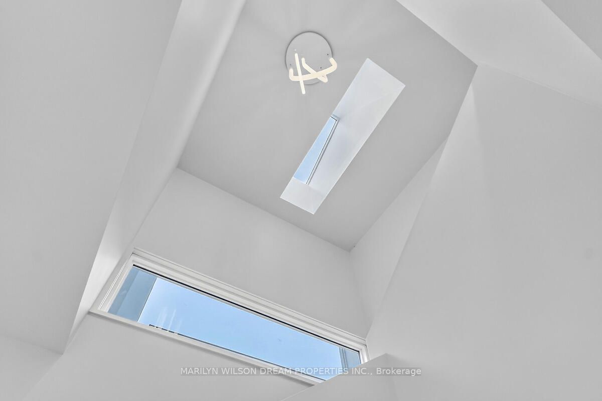 43 Stirling Avenue Property Photo 17